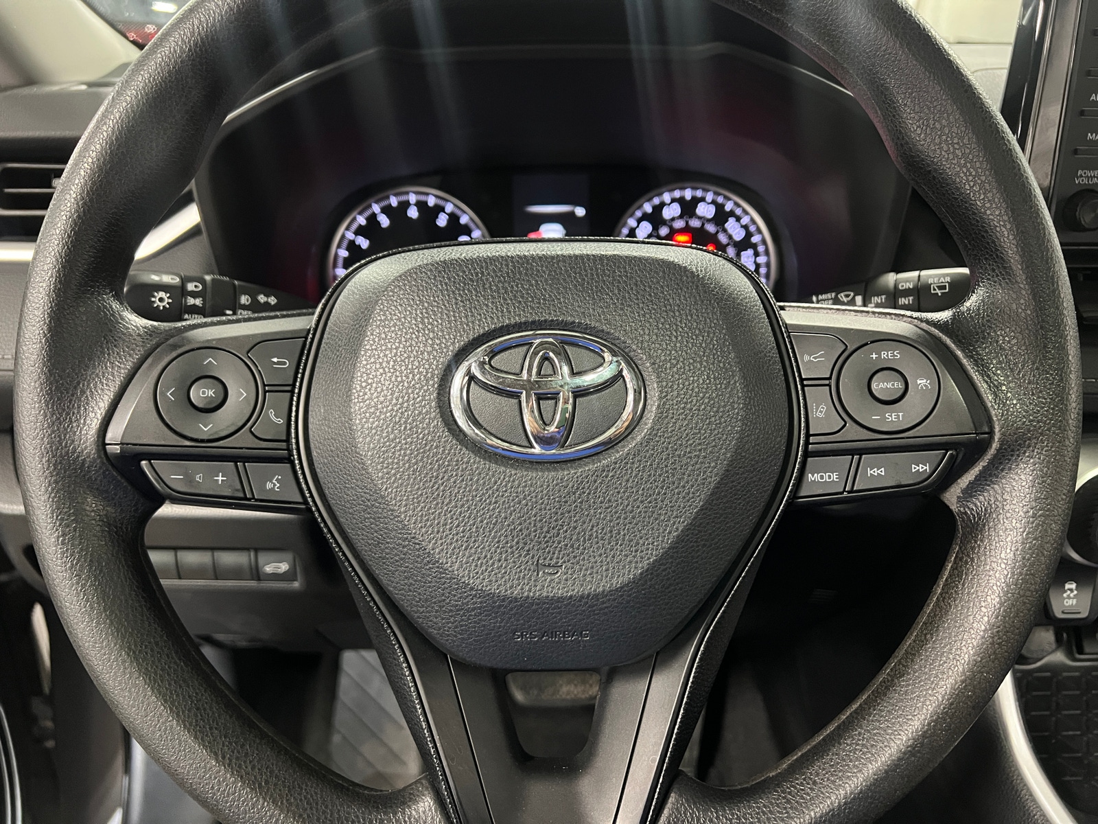 Thumbnail: 2021 Toyota RAV4 - 5