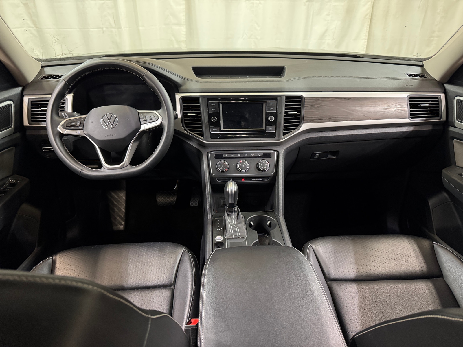 Thumbnail: 2022 Volkswagen Atlas - 2