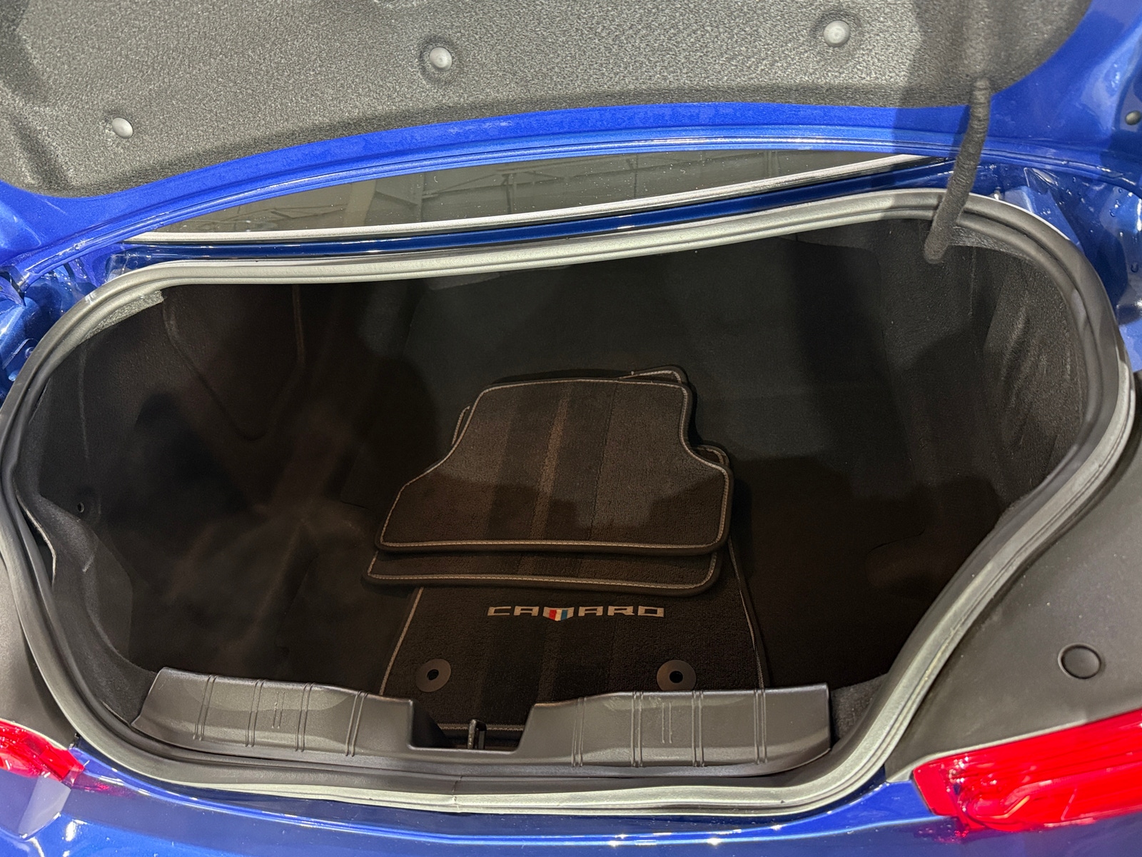 Thumbnail: 2021 Chevrolet Camaro - 6