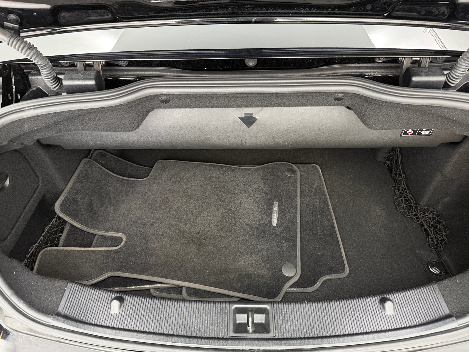 Thumbnail: 2013 Mercedes-Benz E-Class - 6