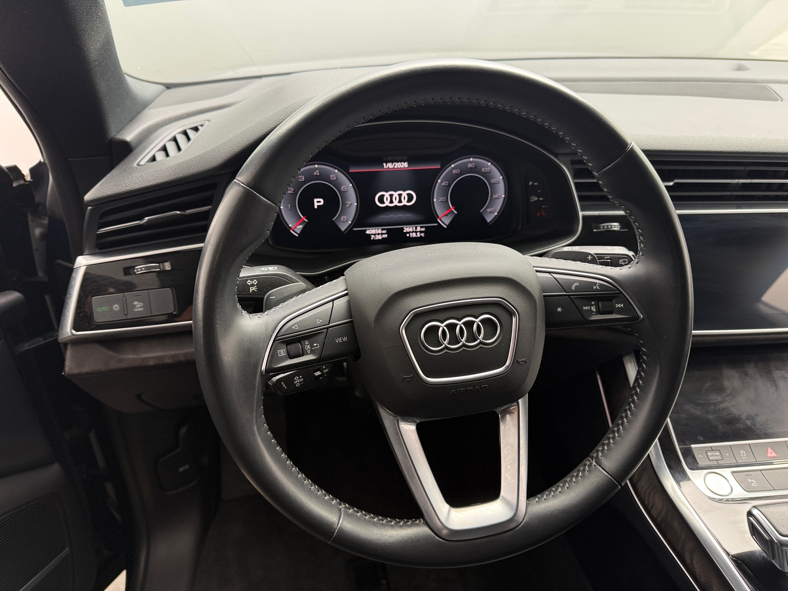 Thumbnail: 2020 Audi Q8 - 4