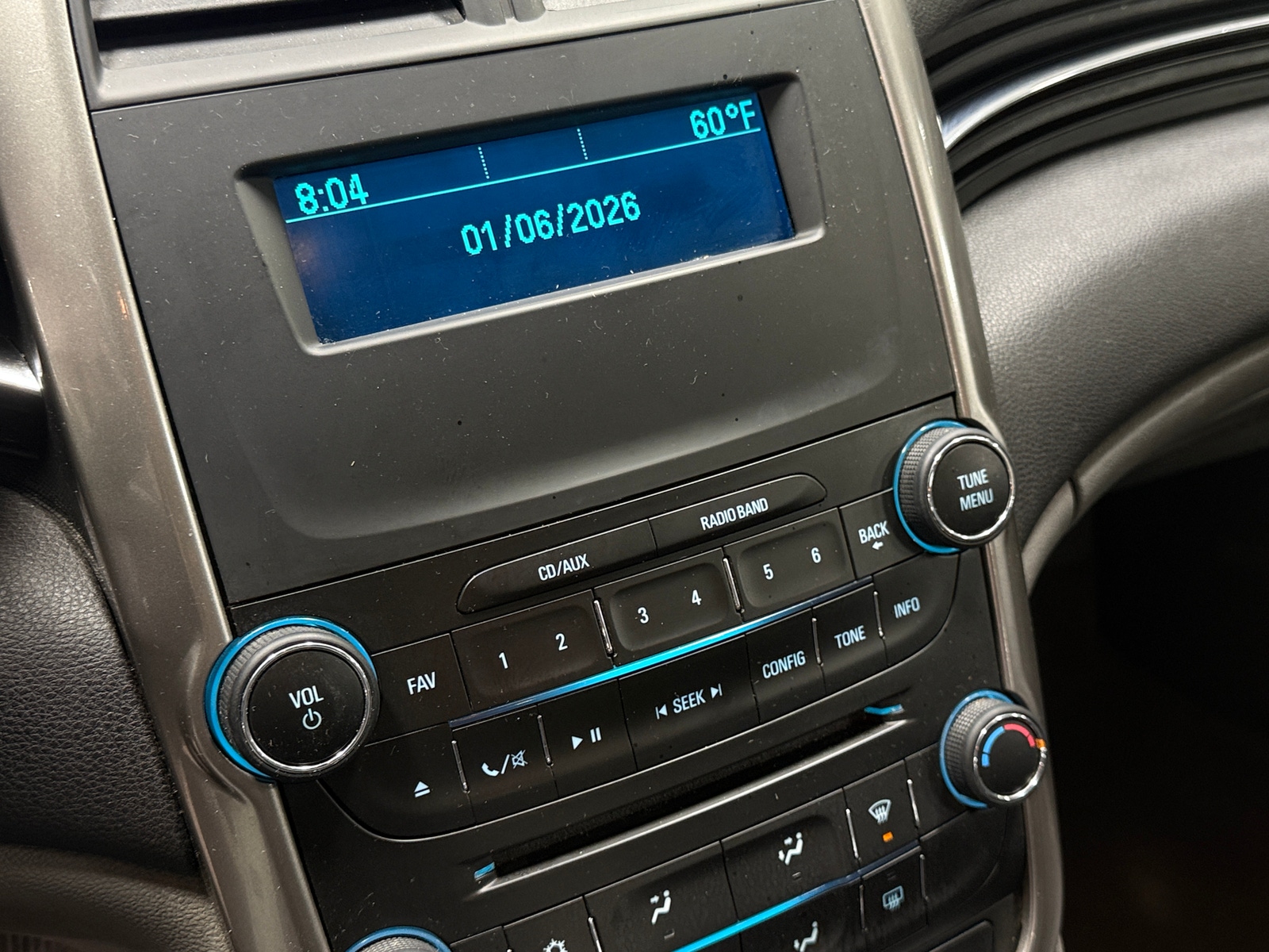 Thumbnail: 2016 Chevrolet Malibu - 4