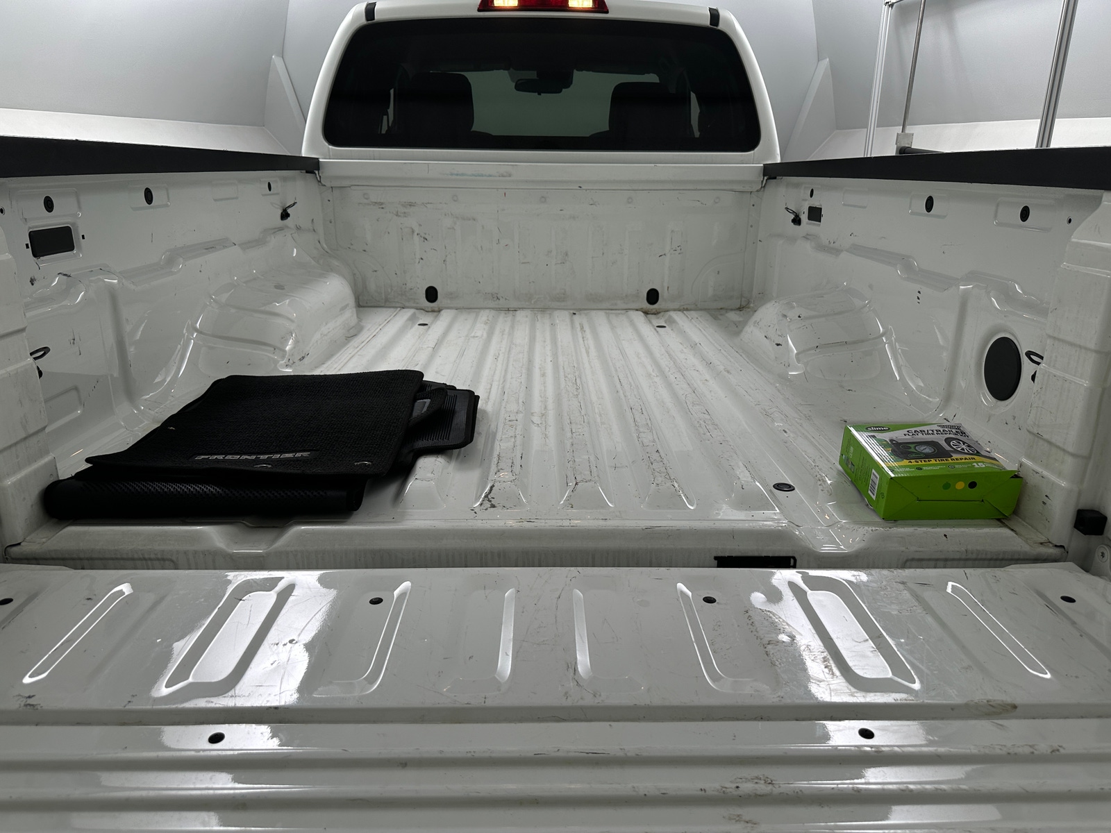 Thumbnail: 2024 Nissan Frontier - 7