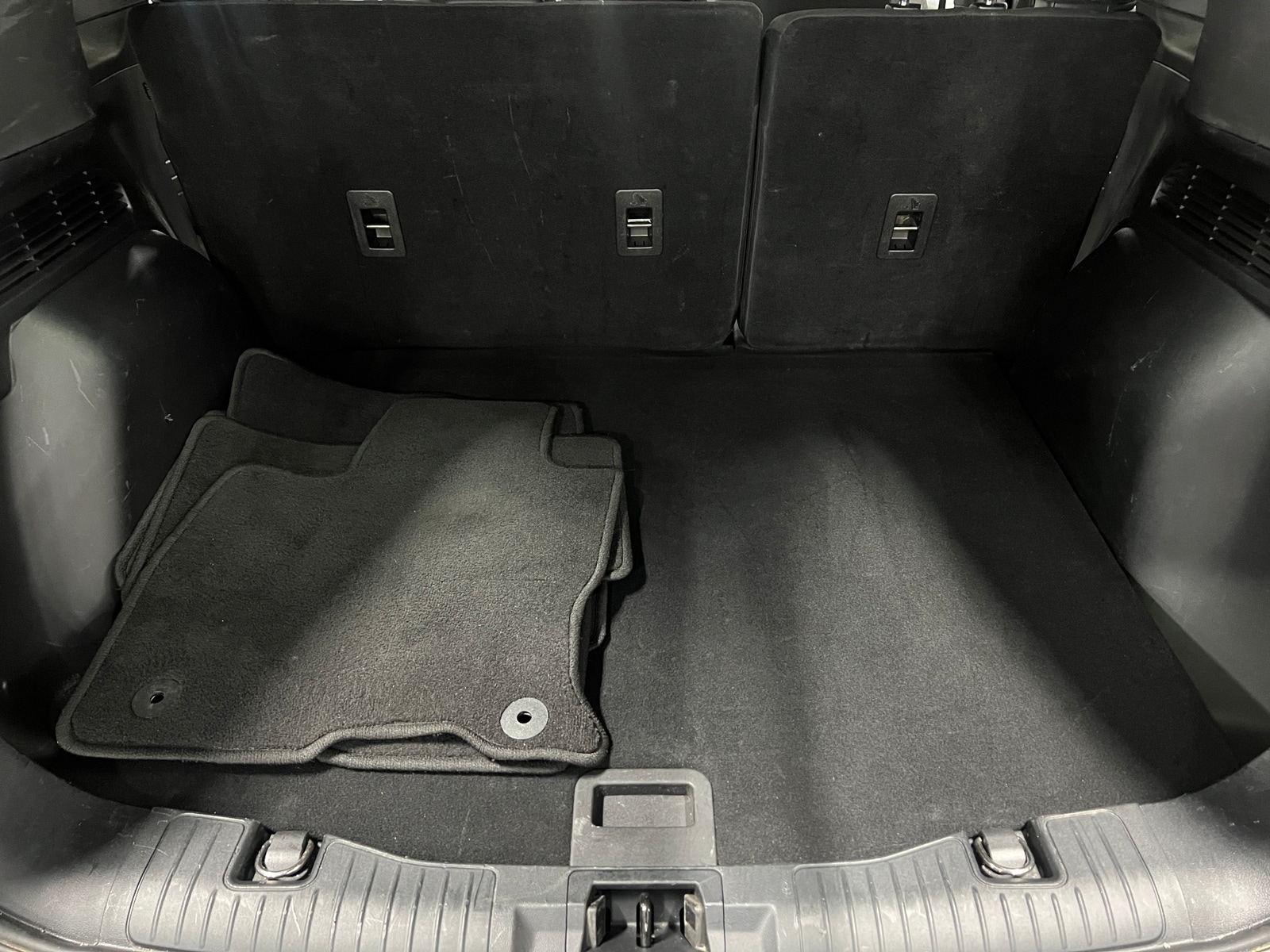 Thumbnail: 2023 Ford Escape - 7