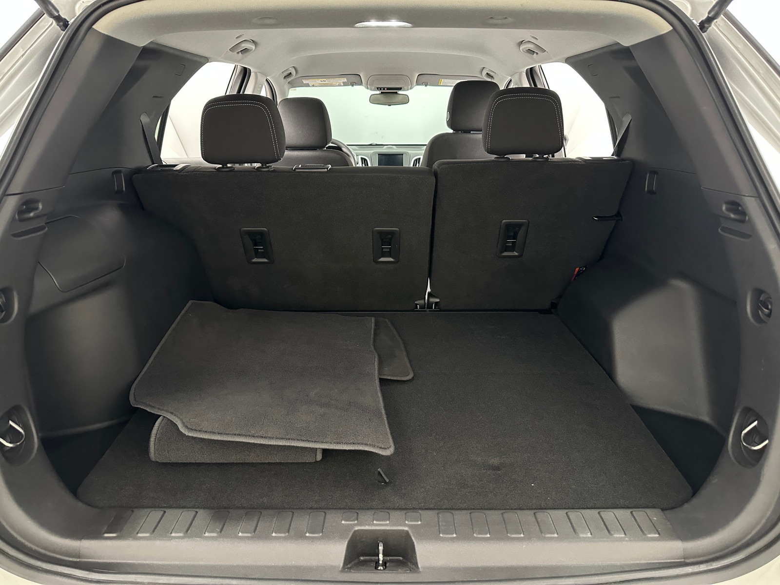 Thumbnail: 2021 Chevrolet Equinox - 7