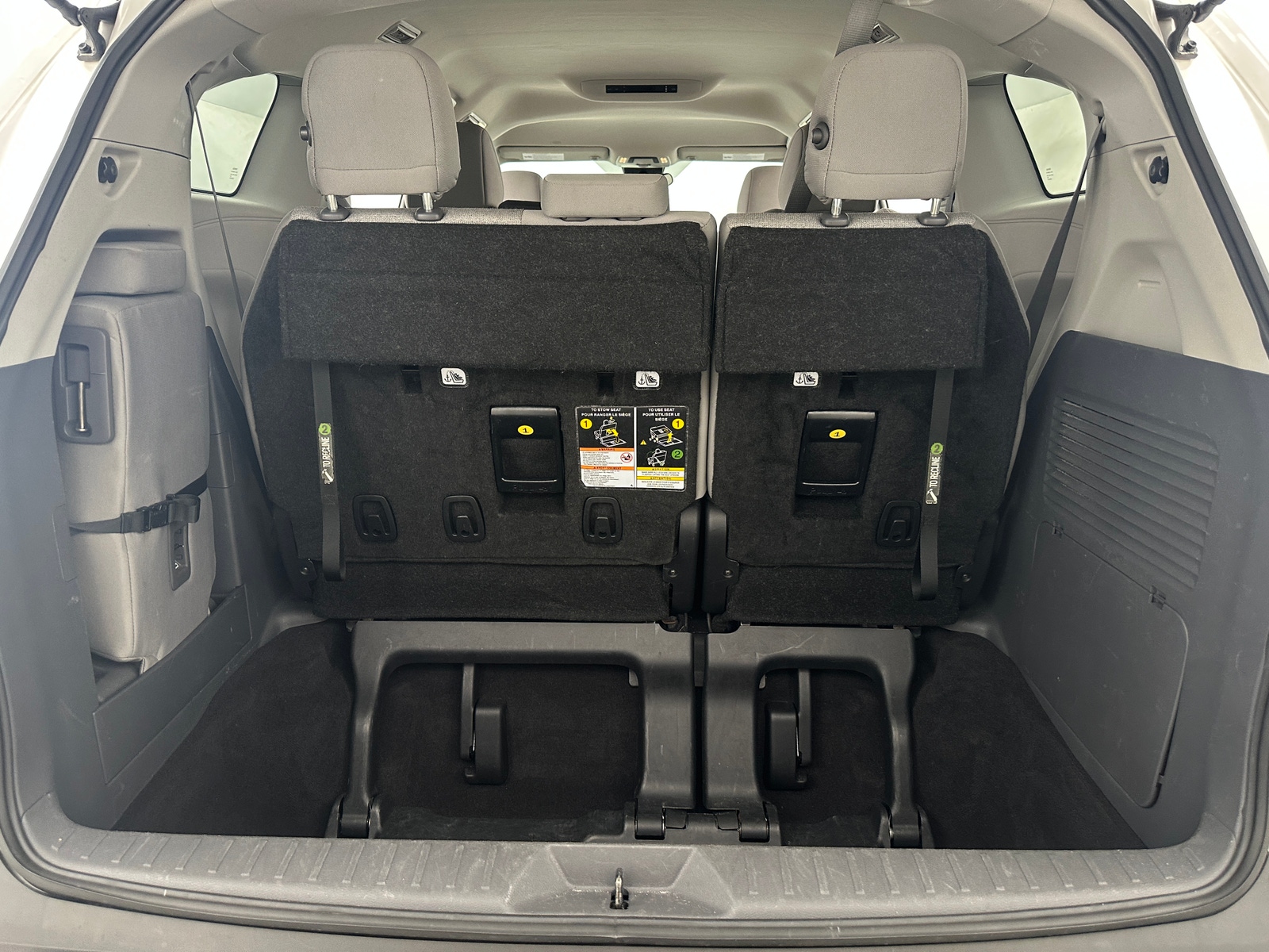 Thumbnail: 2024 Toyota Sienna - 7