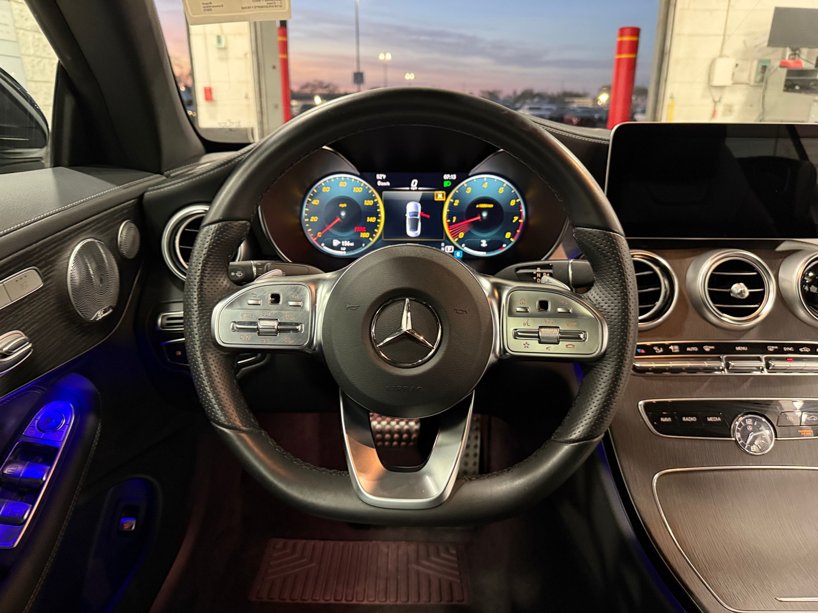 Thumbnail: 2023 Mercedes-Benz C-Class - 4