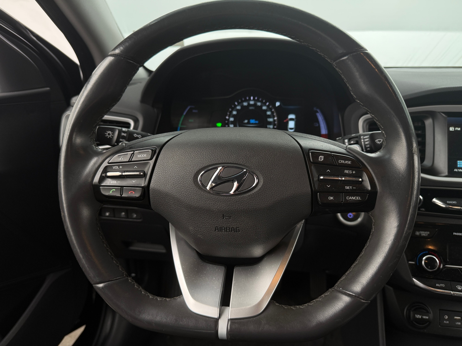 Thumbnail: 2019 Hyundai Ioniq - 5