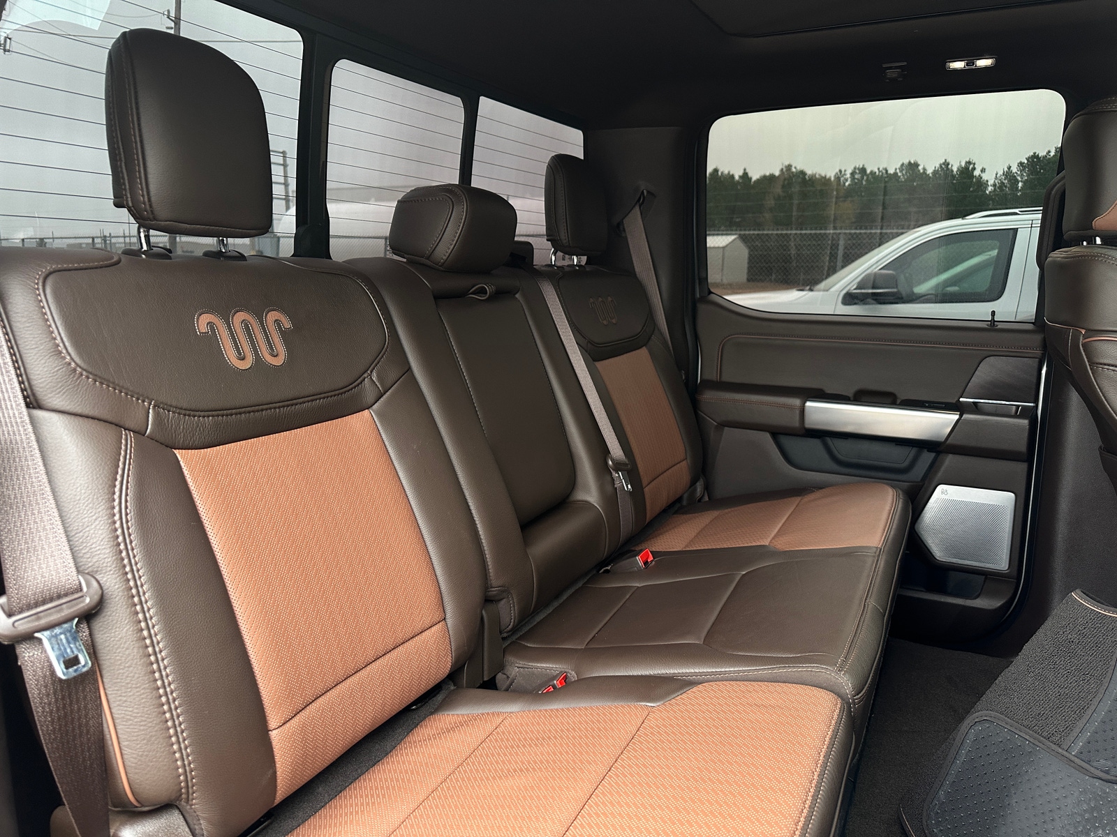 Thumbnail: 2022 Ford Econoline - 5