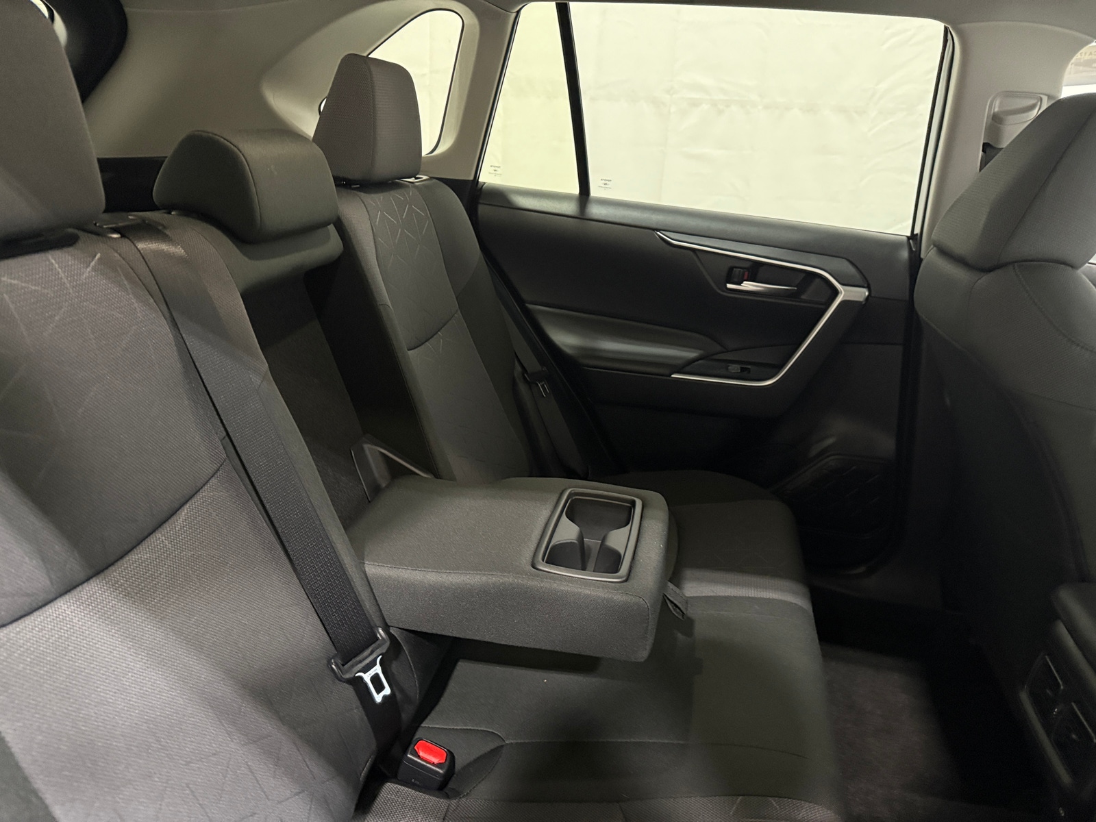 Thumbnail: 2025 Toyota RAV4 - 6