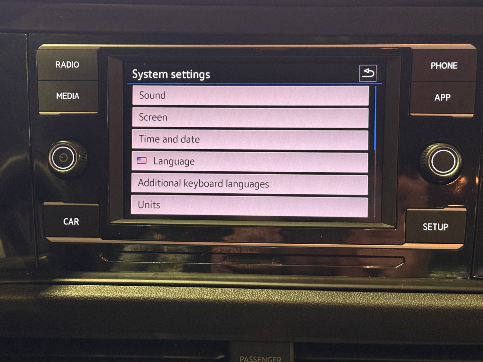 Thumbnail: 2019 Volkswagen Jetta - 3