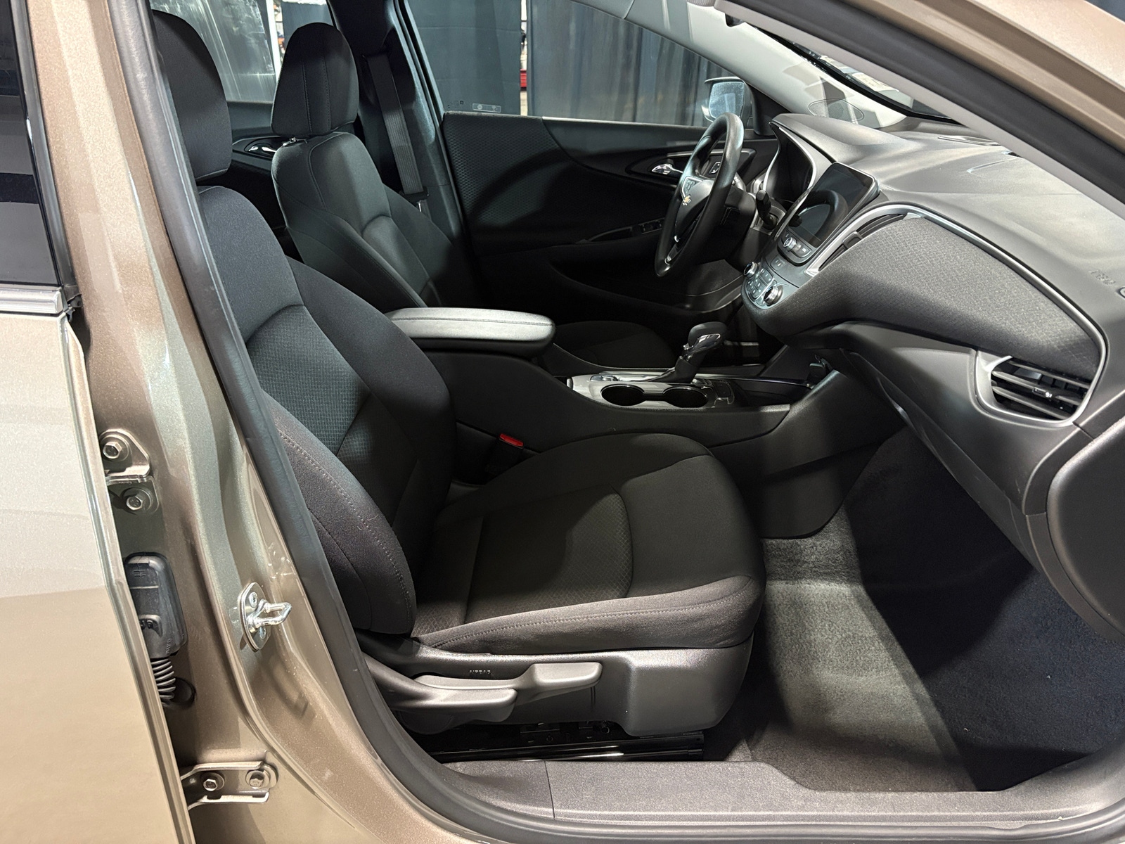 Thumbnail: 2024 Chevrolet Malibu - 2