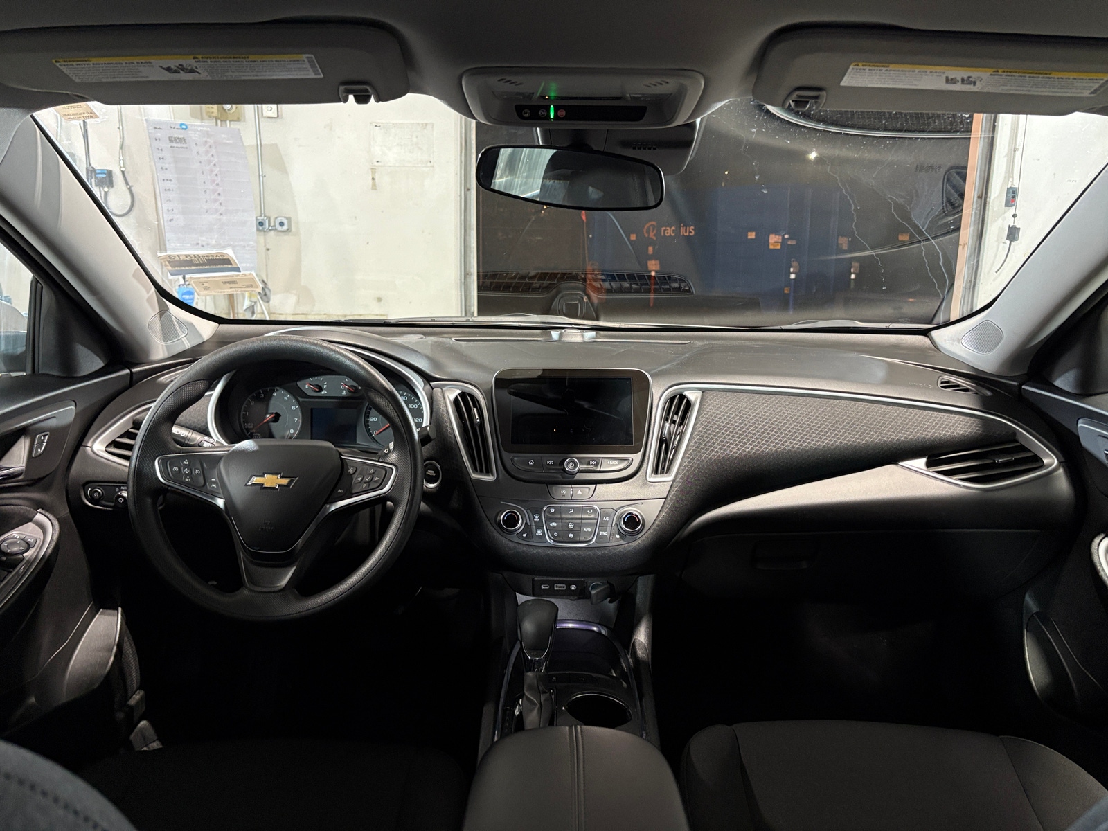 Thumbnail: 2024 Chevrolet Malibu - 3