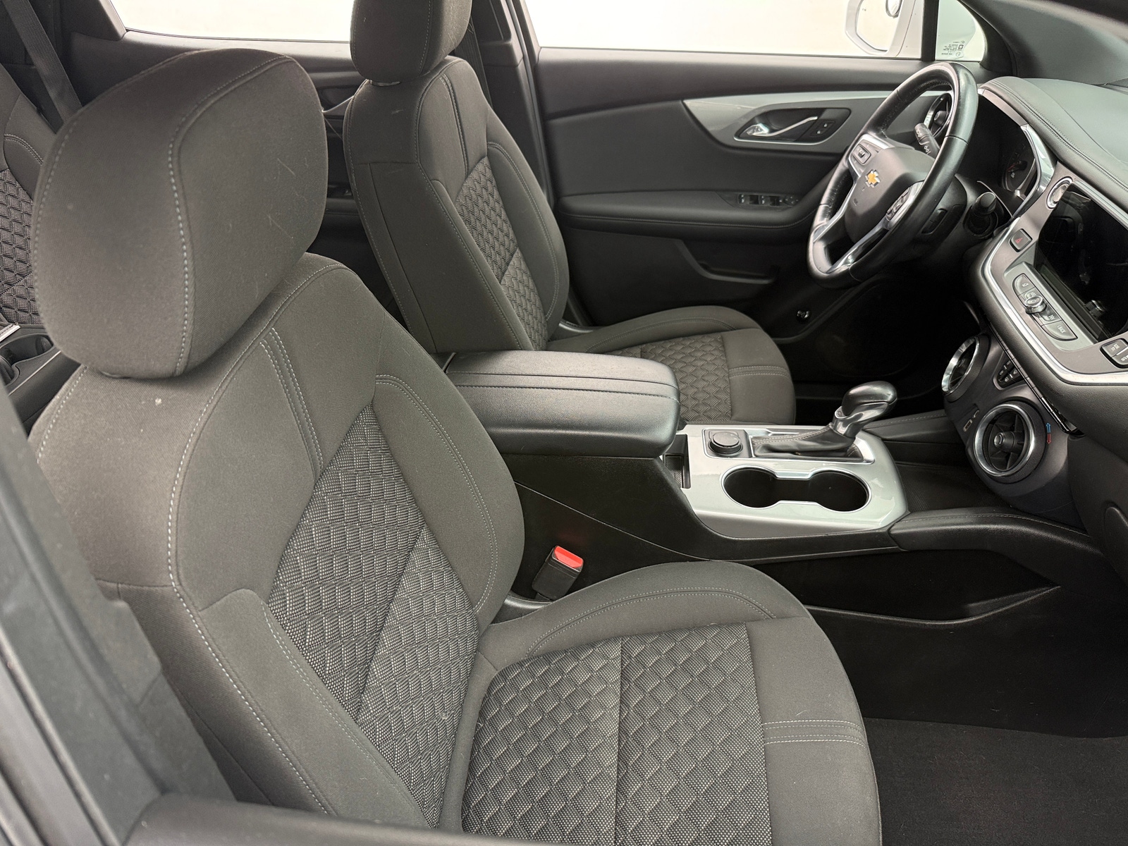 Thumbnail: 2019 Chevrolet Blazer - 2