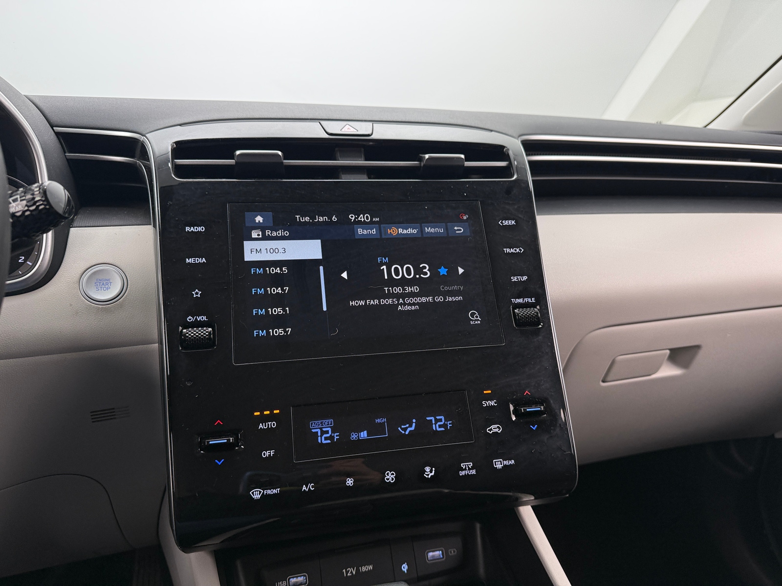 Thumbnail: 2024 Hyundai Tucson - 4