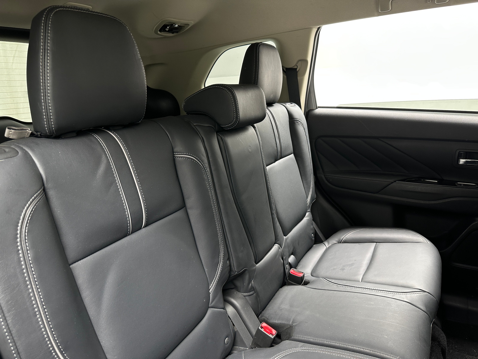 Thumbnail: 2018 Mitsubishi Outlander - 5