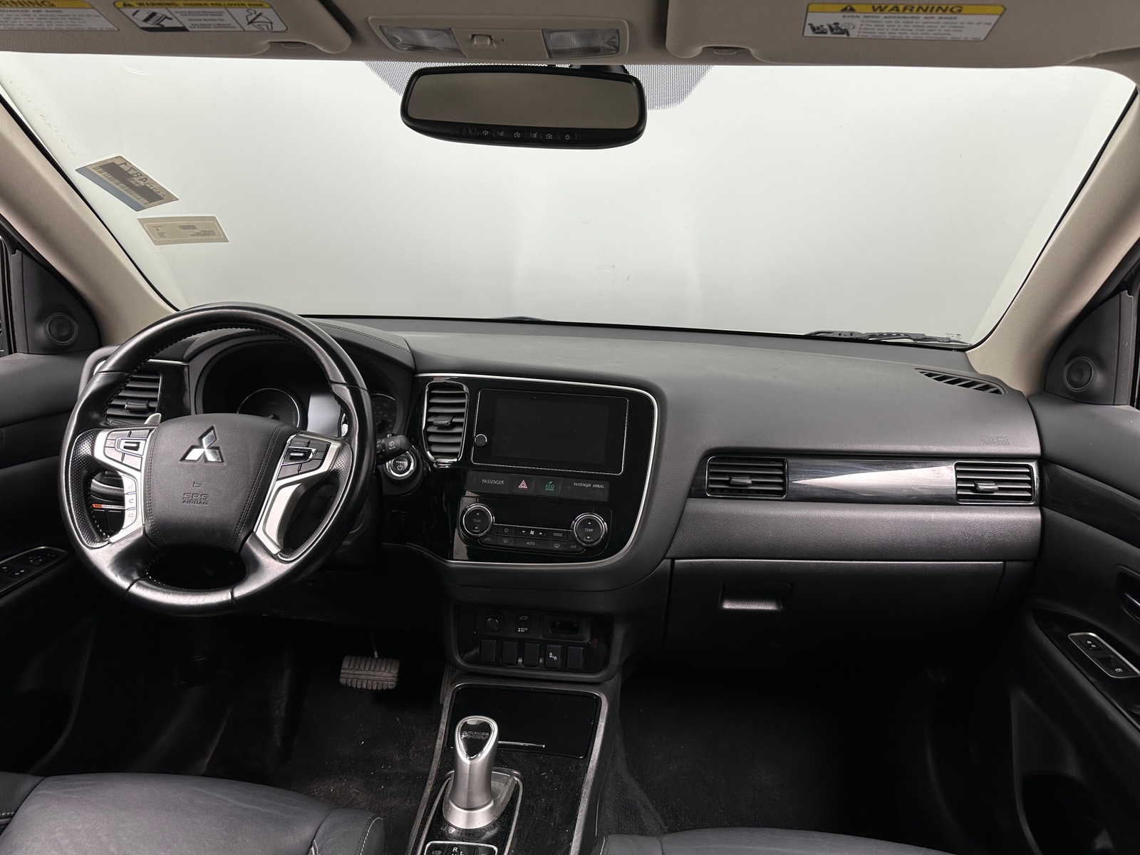 Thumbnail: 2018 Mitsubishi Outlander - 2