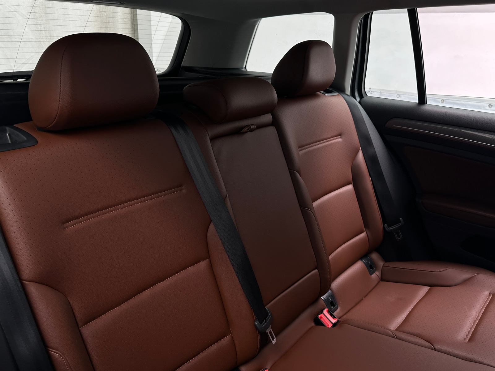 Thumbnail: 2017 Volkswagen Golf - 5