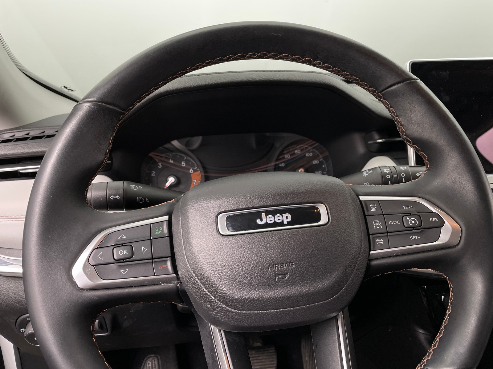 Thumbnail: 2022 Jeep Compass - 4