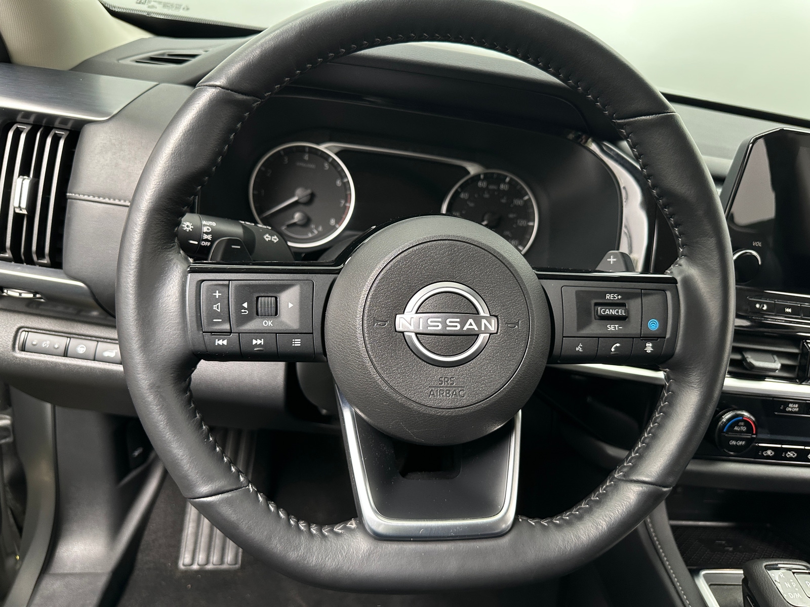 Thumbnail: 2025 Nissan Pathfinder - 4