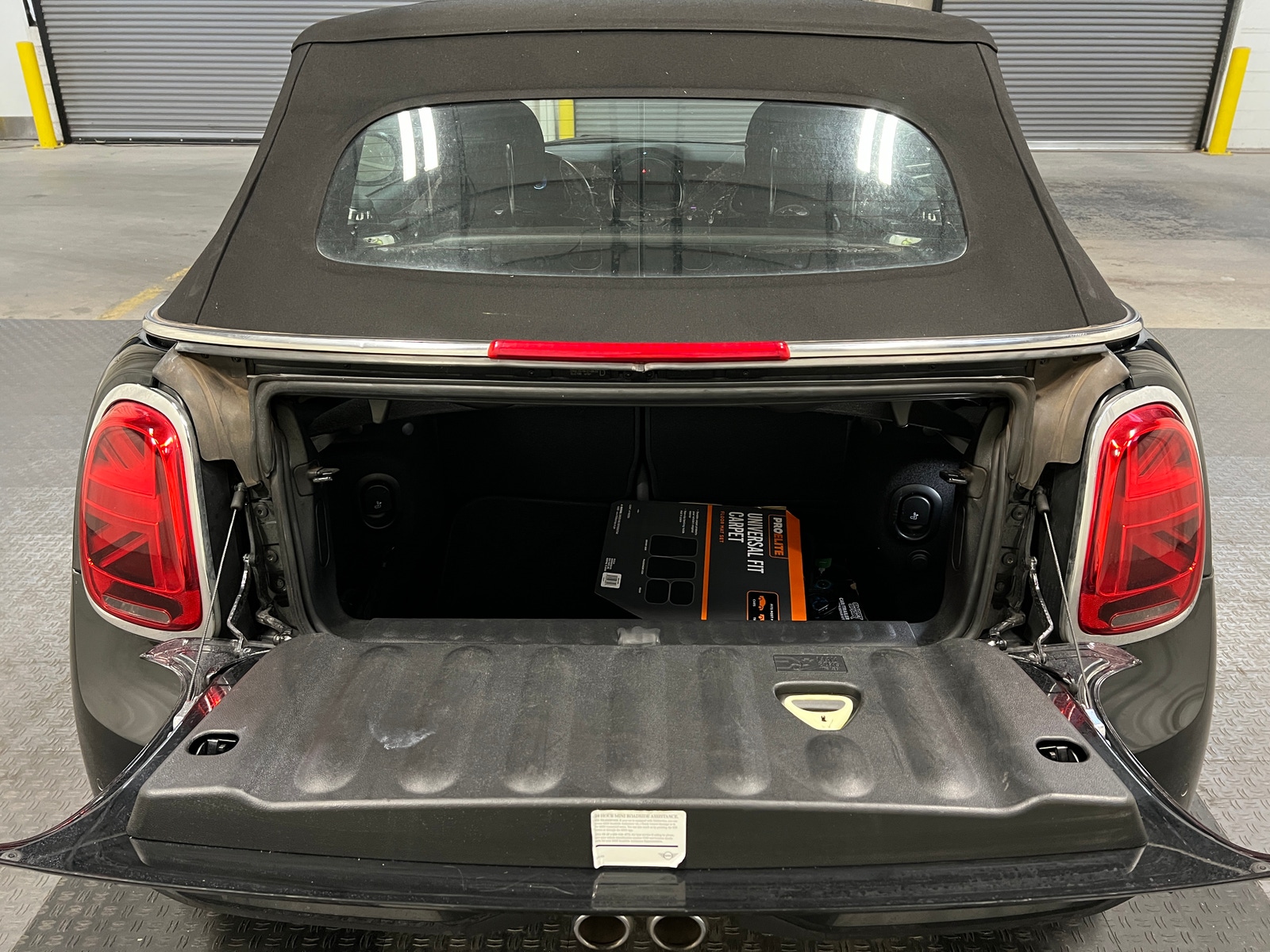 Thumbnail: 2024 MINI Cooper Convertible - 6