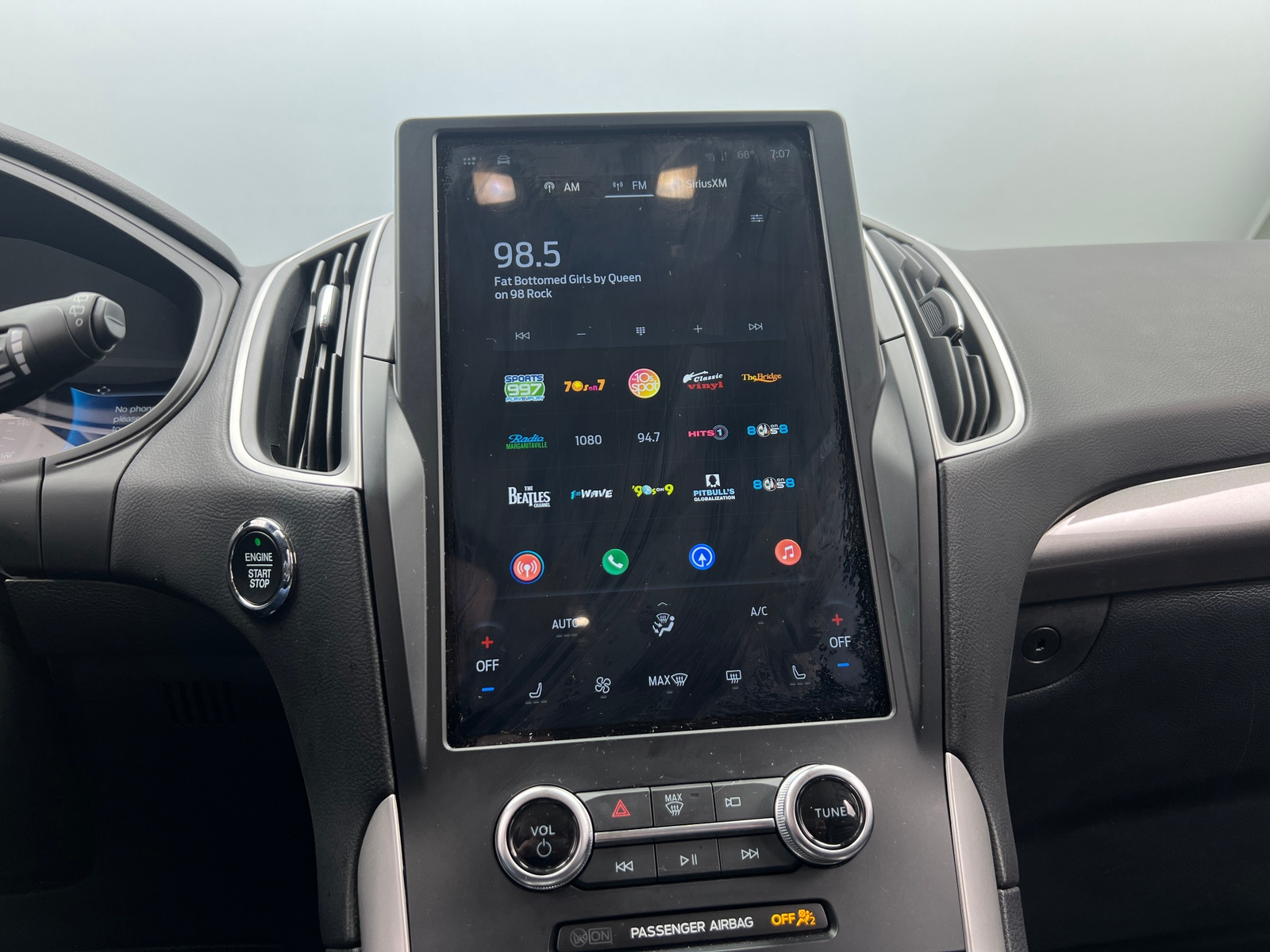 Thumbnail: 2024 Ford Edge - 3