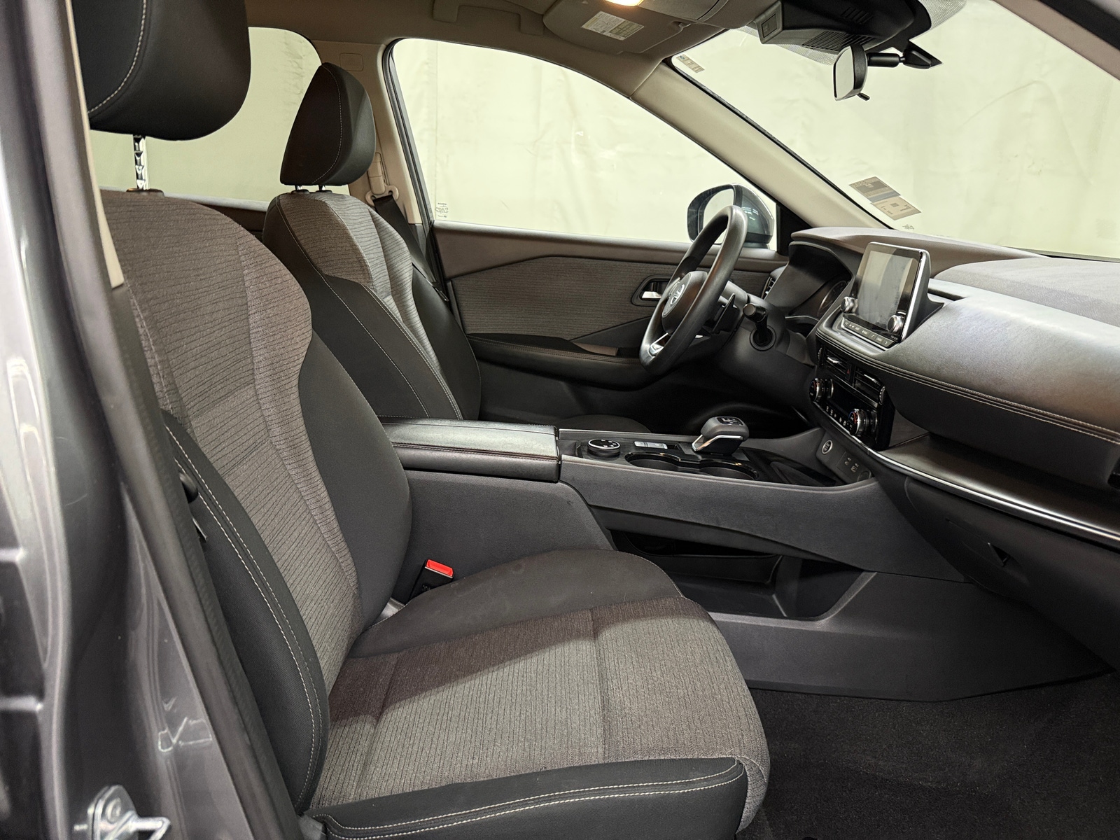 Thumbnail: 2021 Nissan Rogue - 2