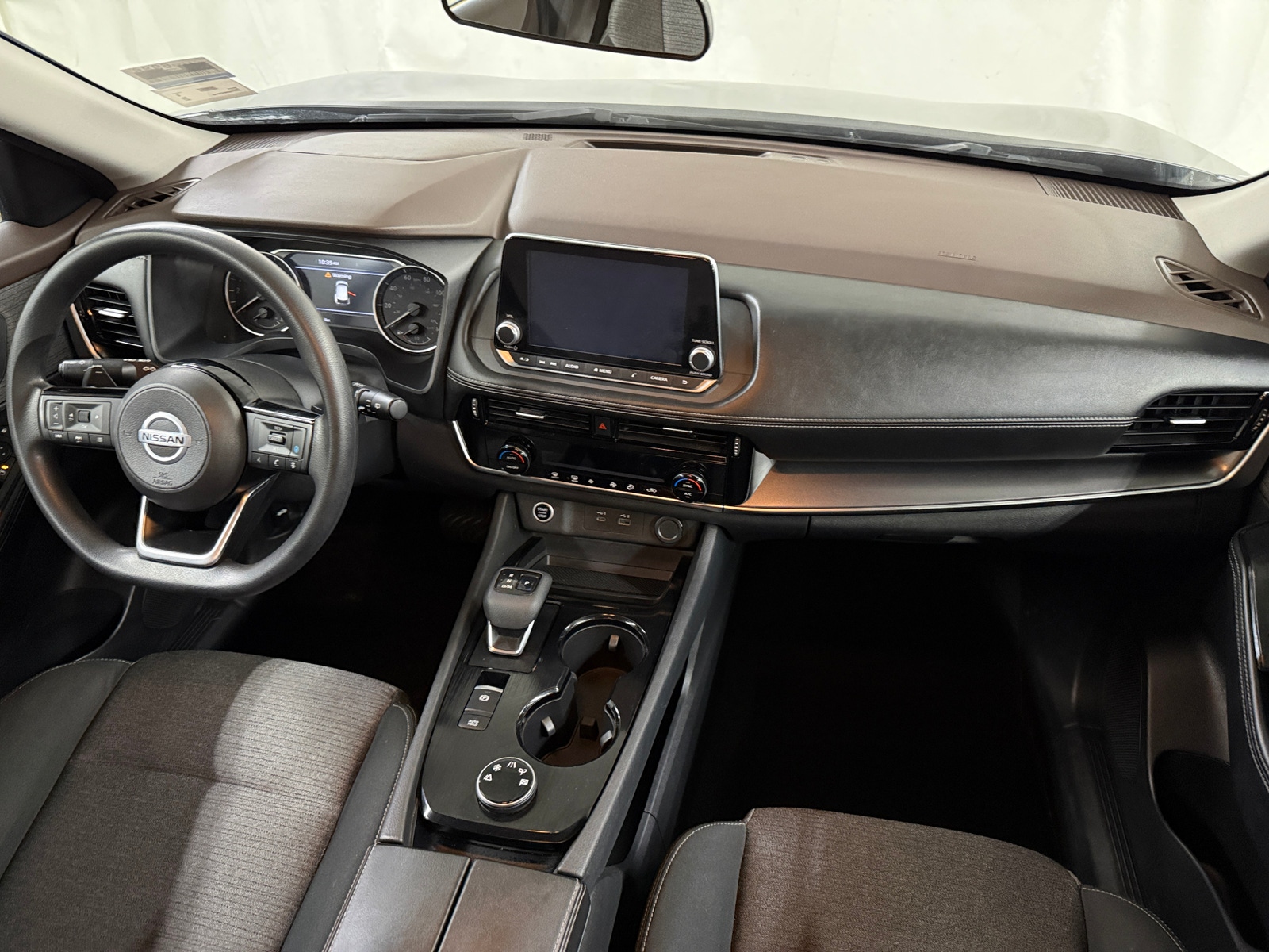 Thumbnail: 2021 Nissan Rogue - 3