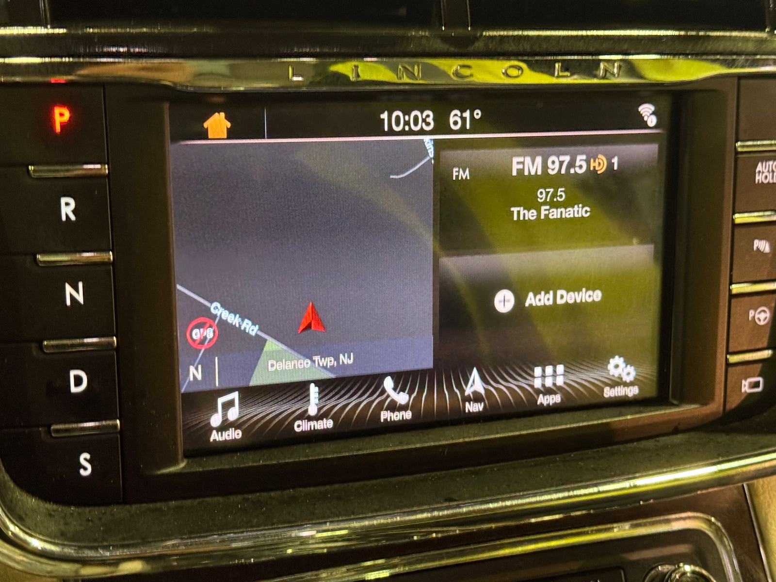 Thumbnail: 2019 Lincoln Continental - 3