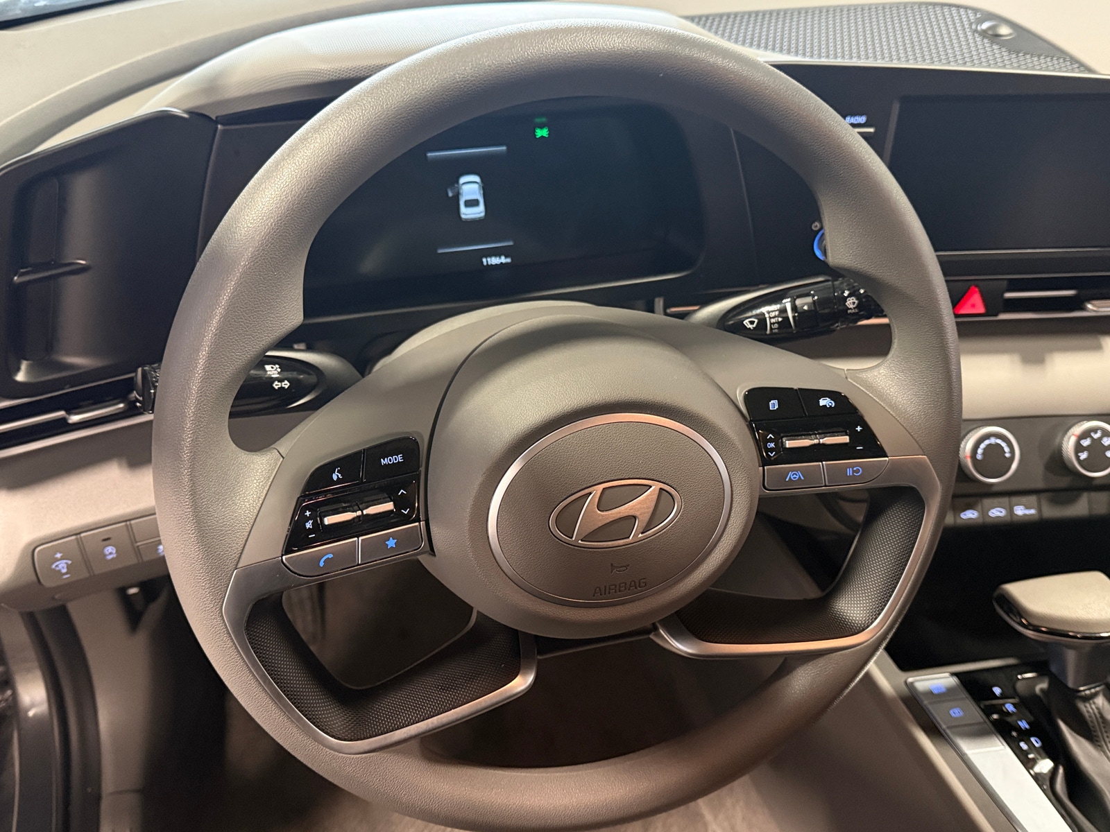 Thumbnail: 2024 Hyundai Elantra - 5