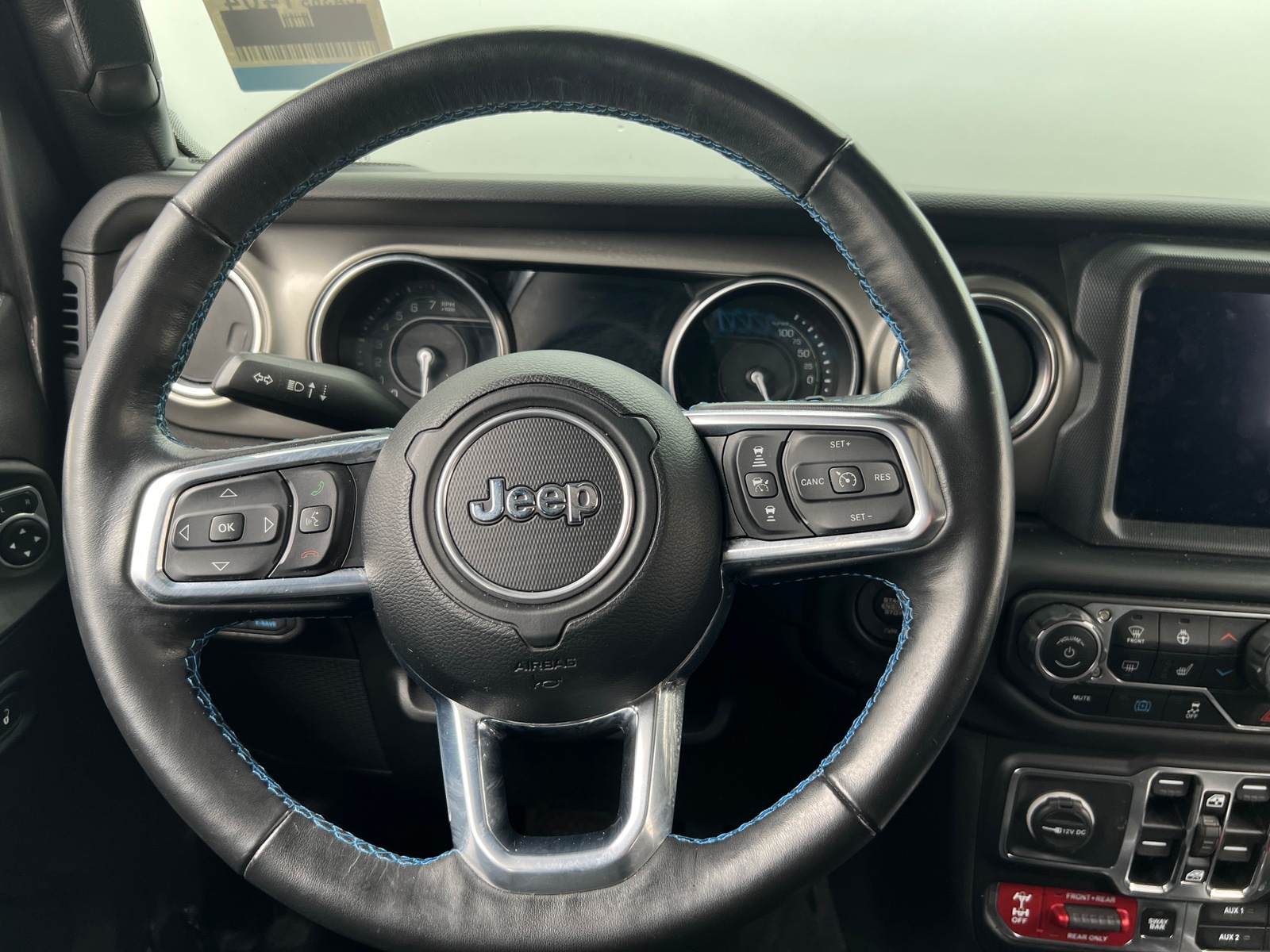 Thumbnail: 2021 Jeep Wrangler - 5