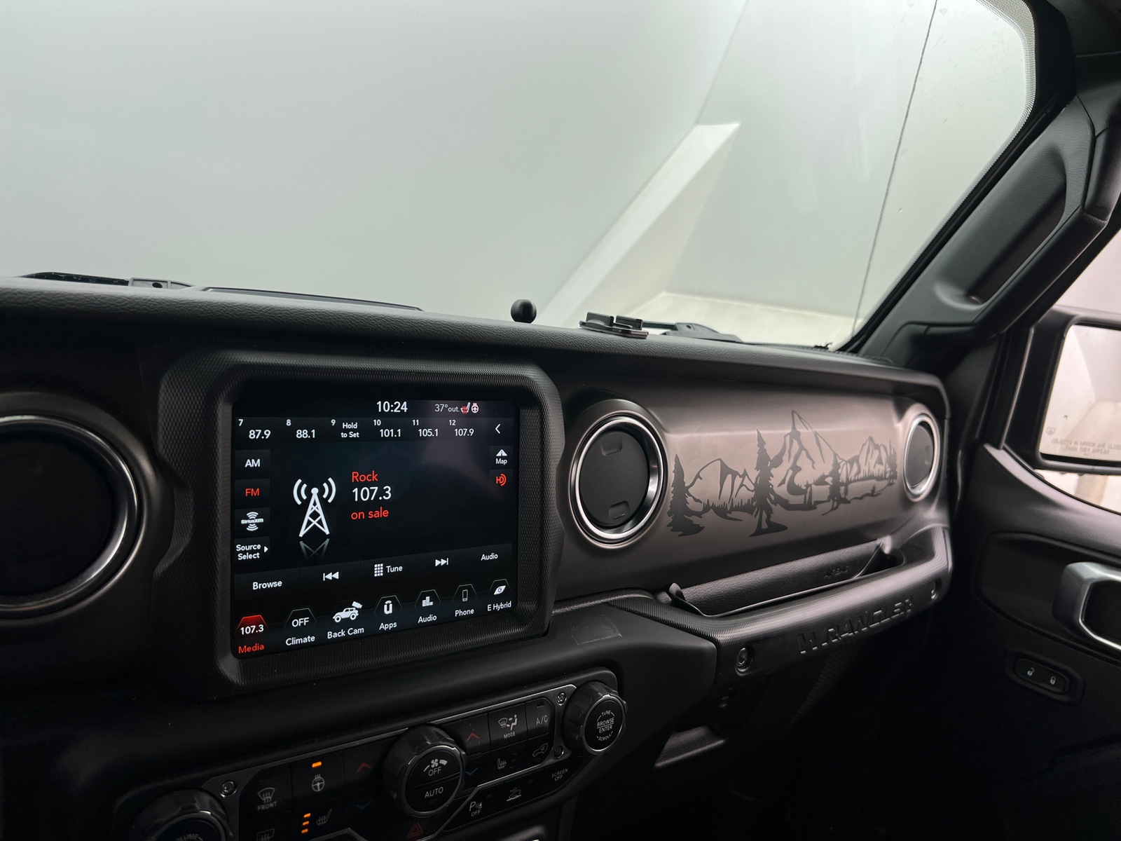 Thumbnail: 2021 Jeep Wrangler - 4