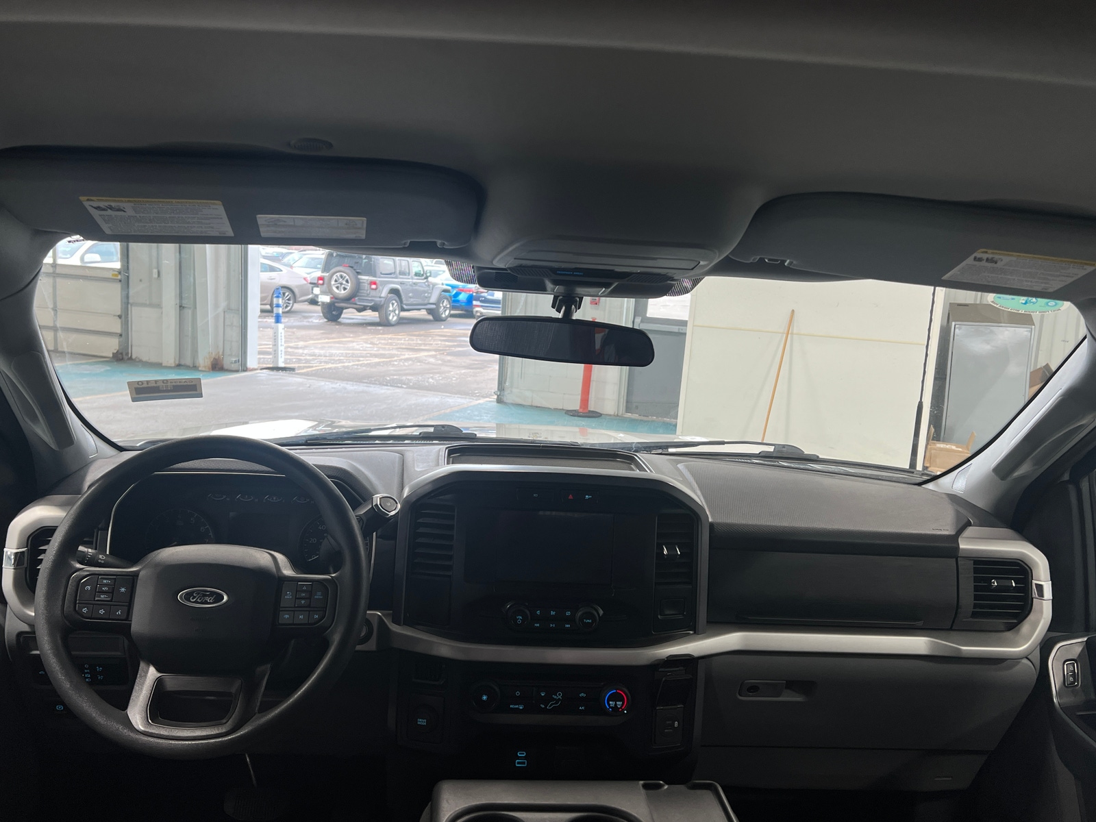 Thumbnail: 2023 Ford Econoline - 3