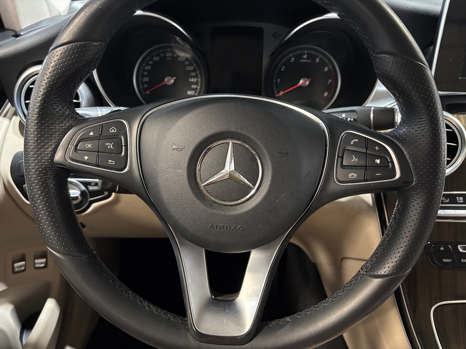 Thumbnail: 2018 Mercedes-Benz GLC - 4