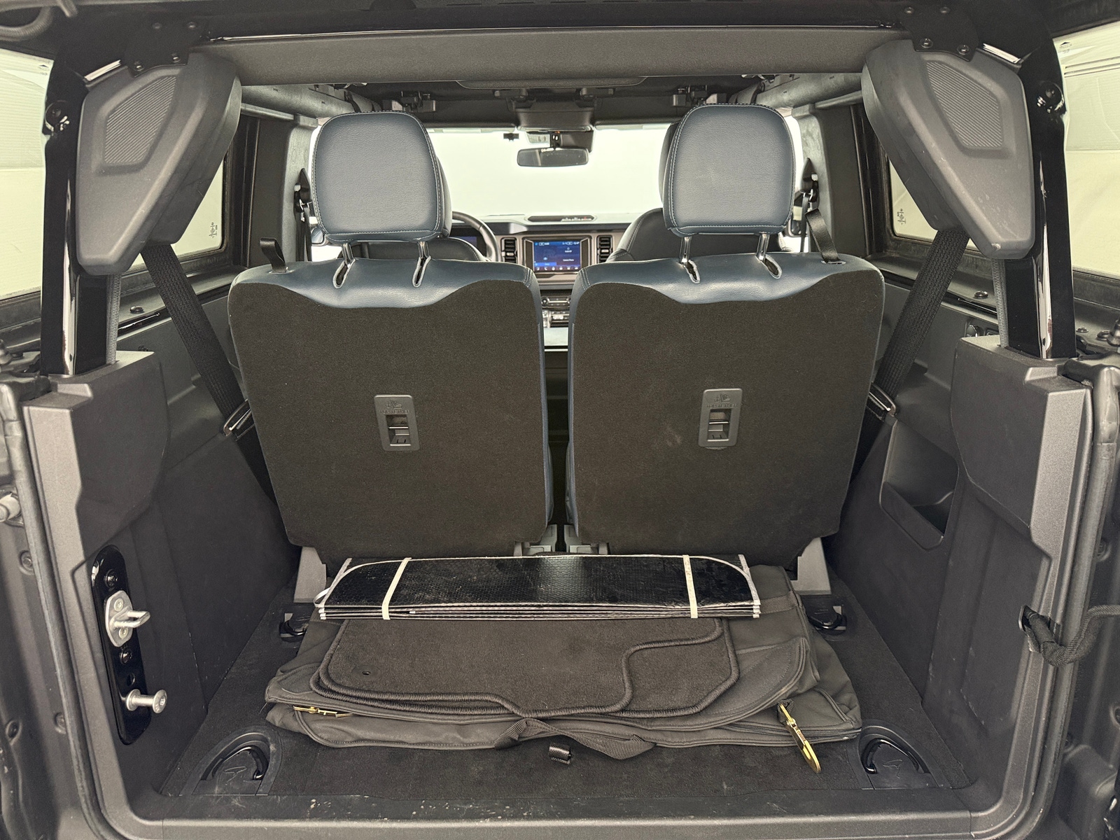 Thumbnail: 2022 Ford Bronco - 7