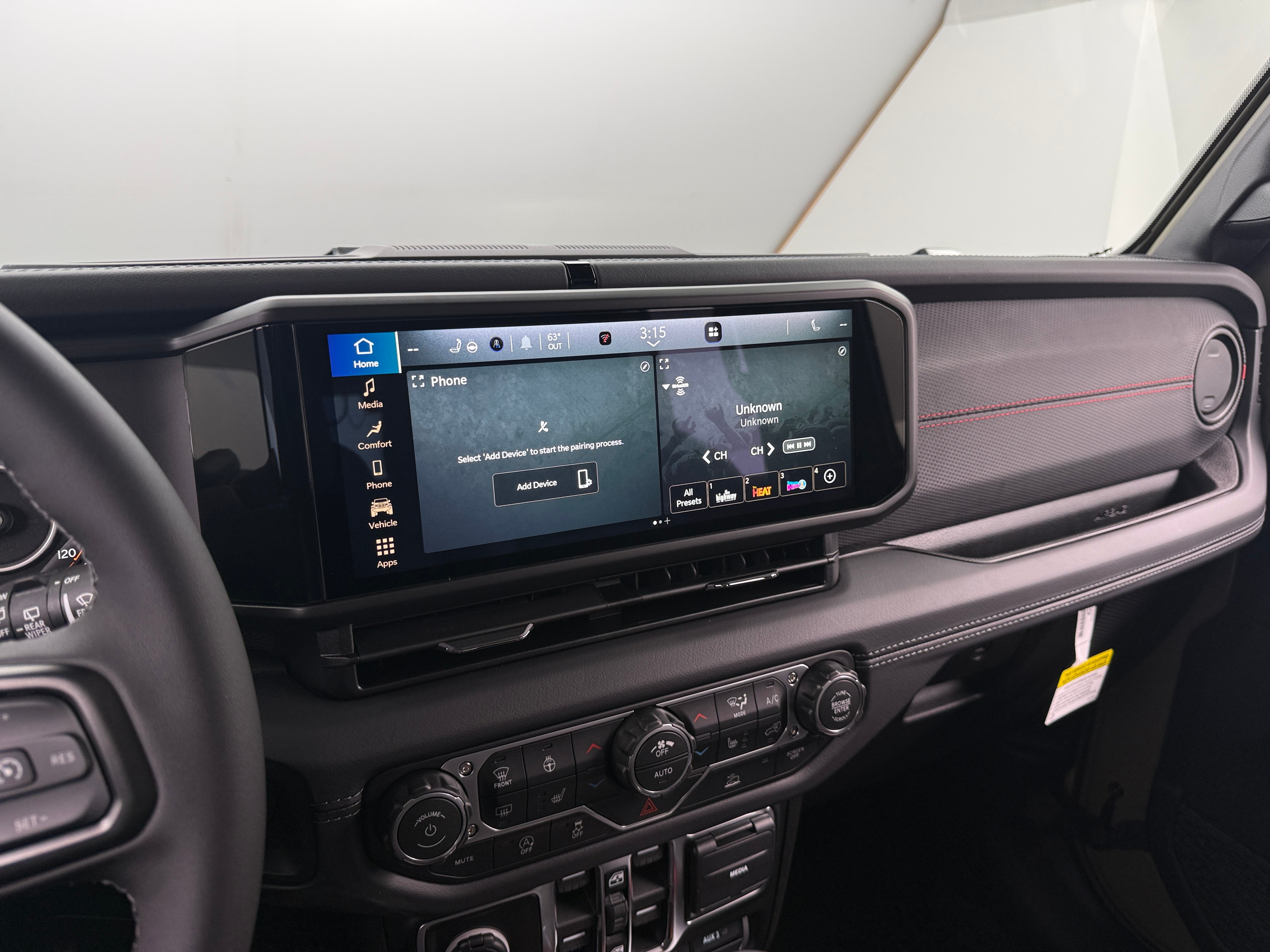 2026 Jeep Wrangler 4-Door Rubicon - Photo 11