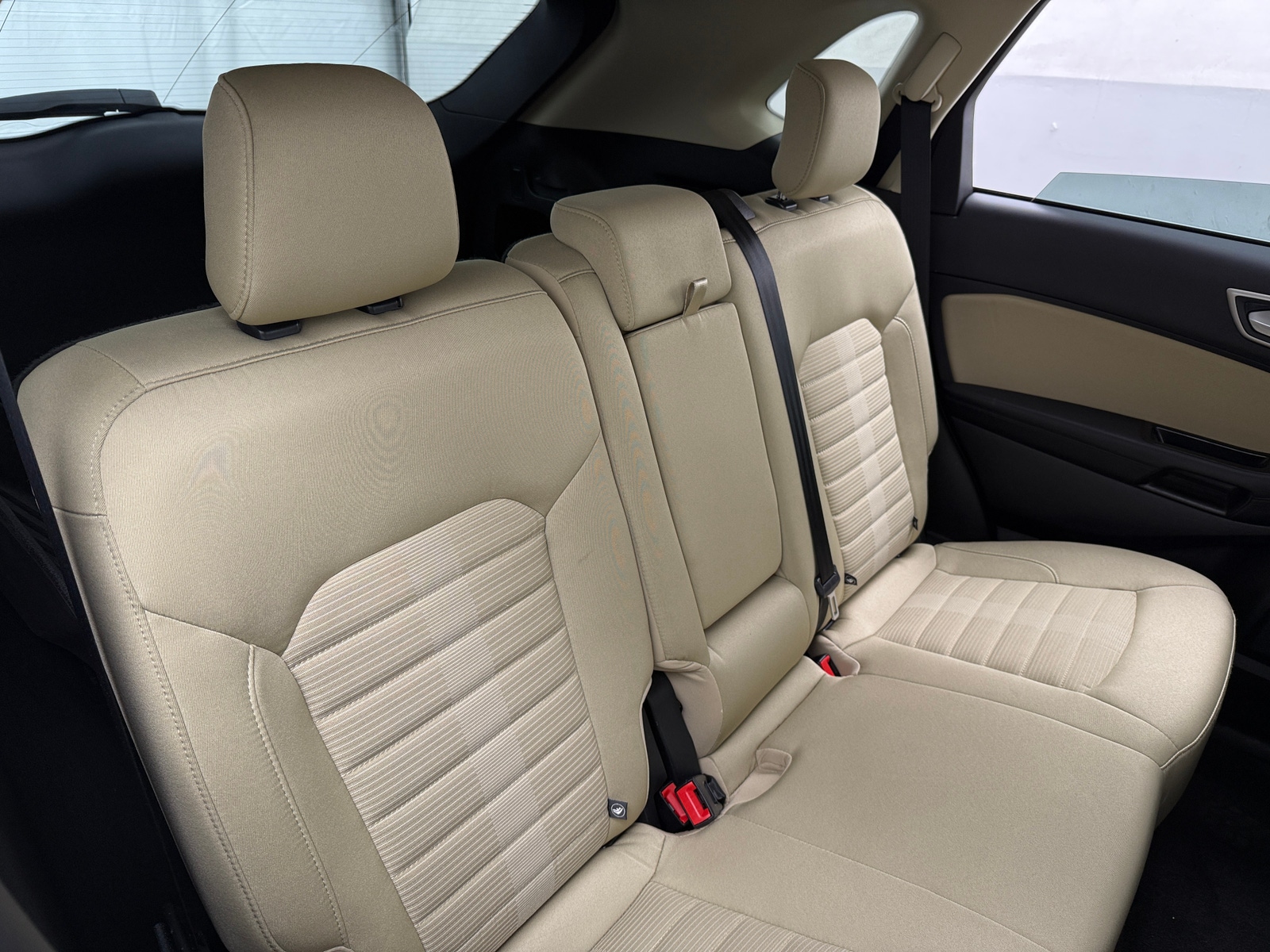 Thumbnail: 2019 Ford Edge - 6