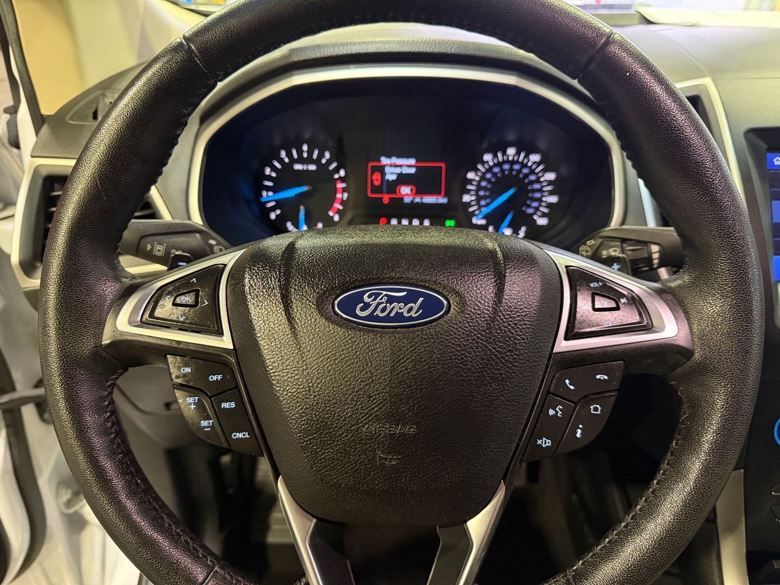 Thumbnail: 2019 Ford Edge - 5