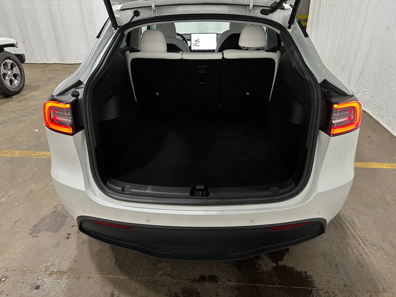 Thumbnail: 2021 Tesla Model Y - 6