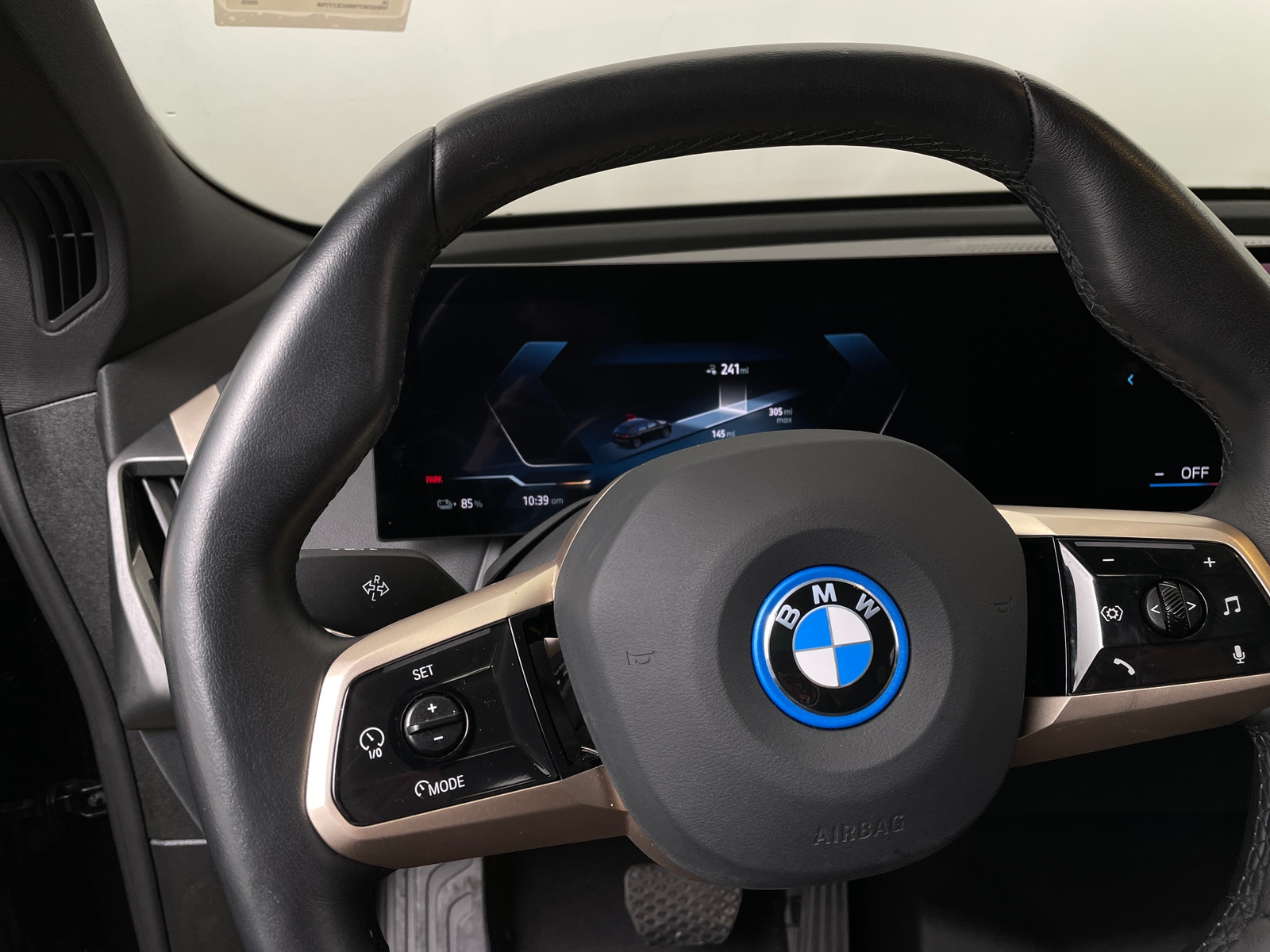 Thumbnail: 2025 BMW iX - 4