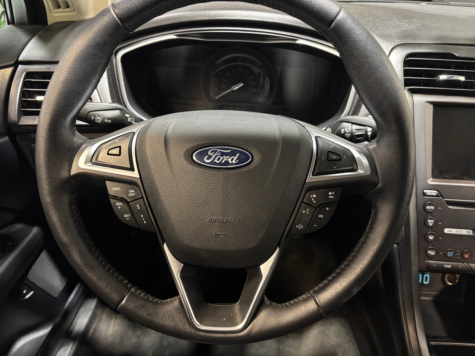 Thumbnail: 2019 Ford Fusion - 4