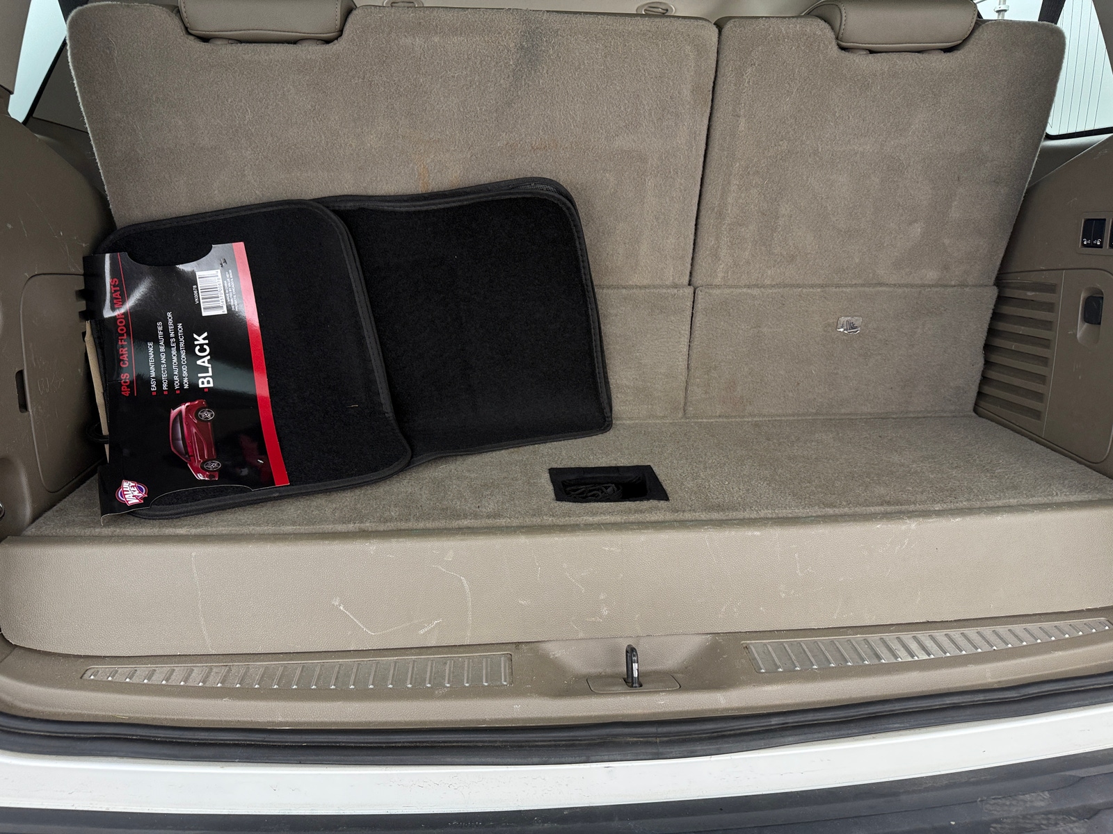 Thumbnail: 2018 Chevrolet Tahoe - 6