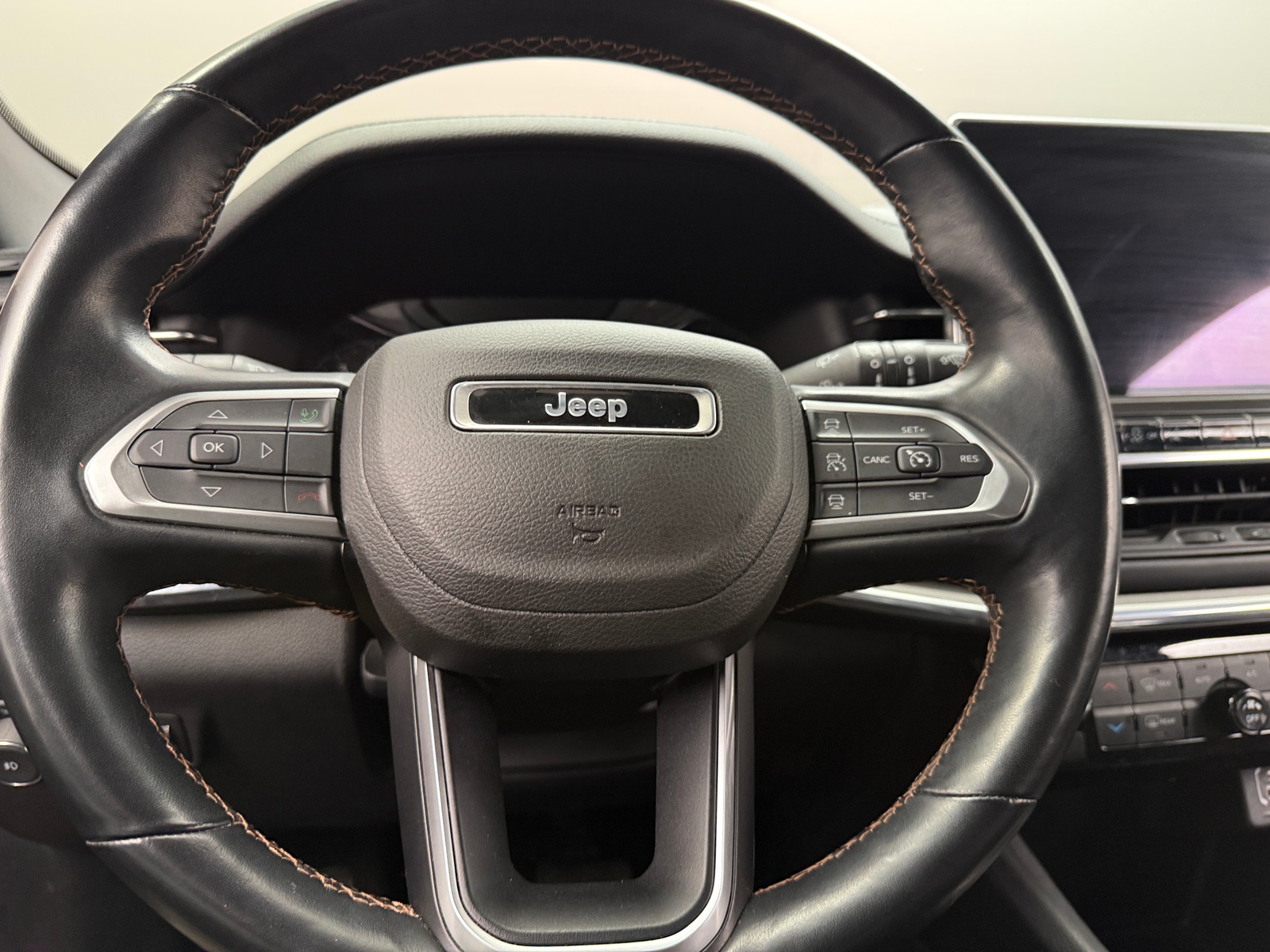 Thumbnail: 2022 Jeep Compass - 4