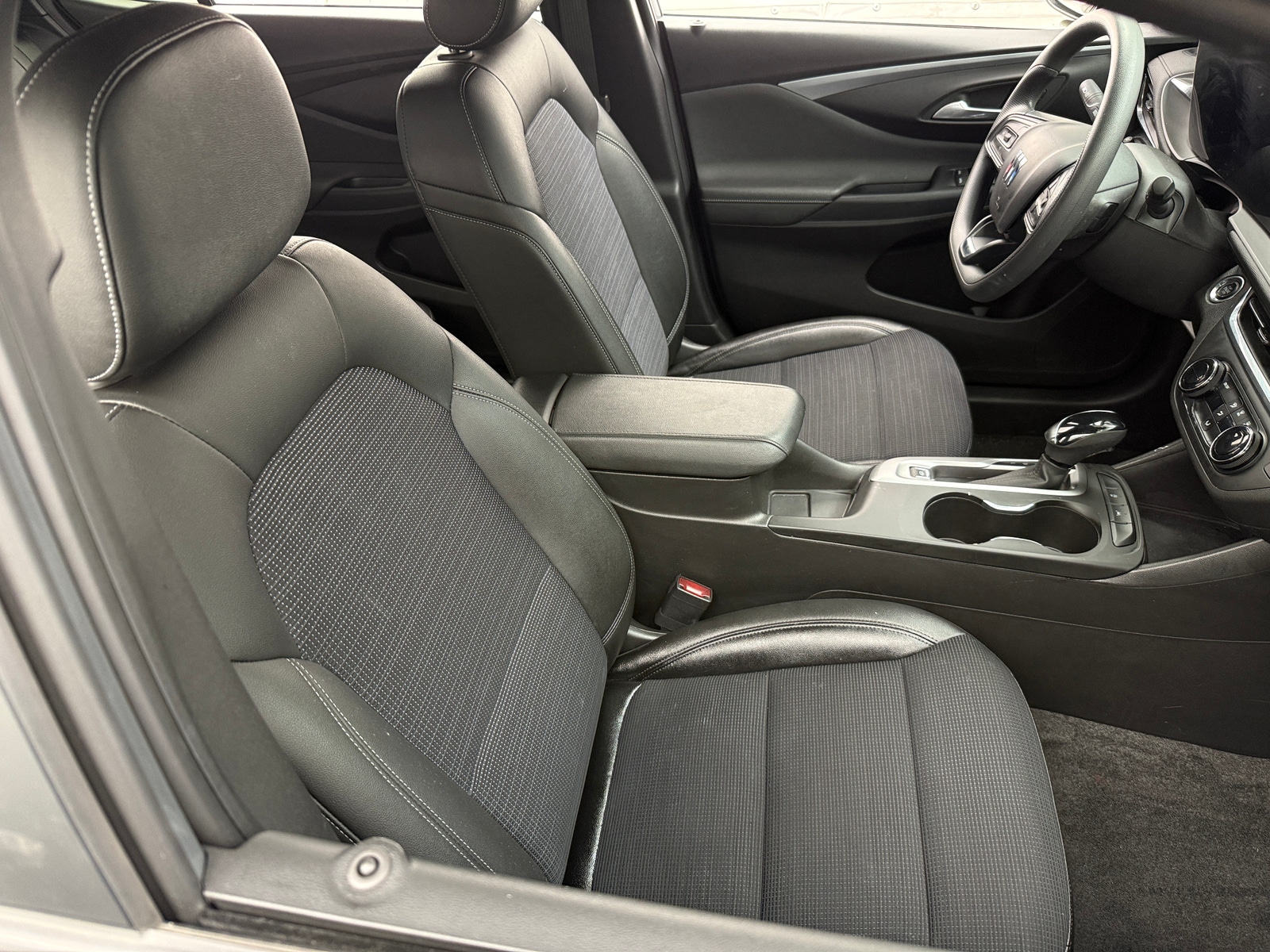 Thumbnail: 2025 Buick Envista - 2