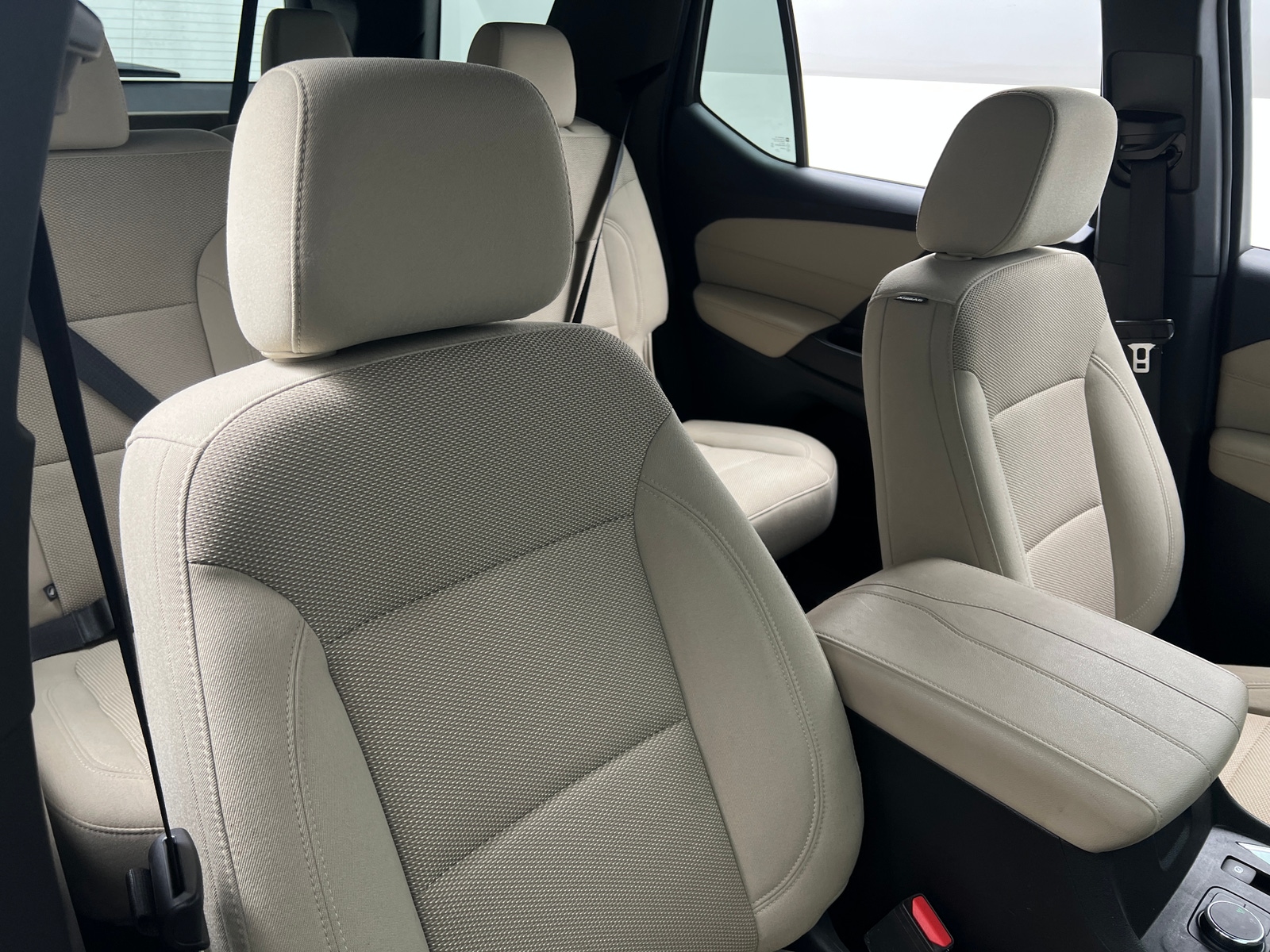 Thumbnail: 2023 Chevrolet Traverse - 2