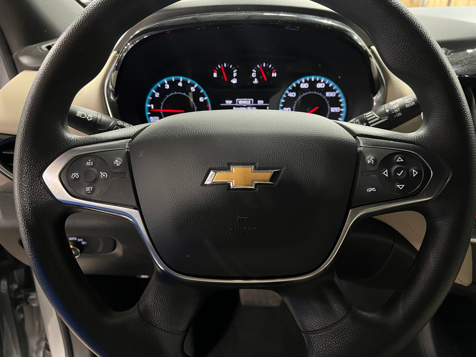 Thumbnail: 2023 Chevrolet Traverse - 5