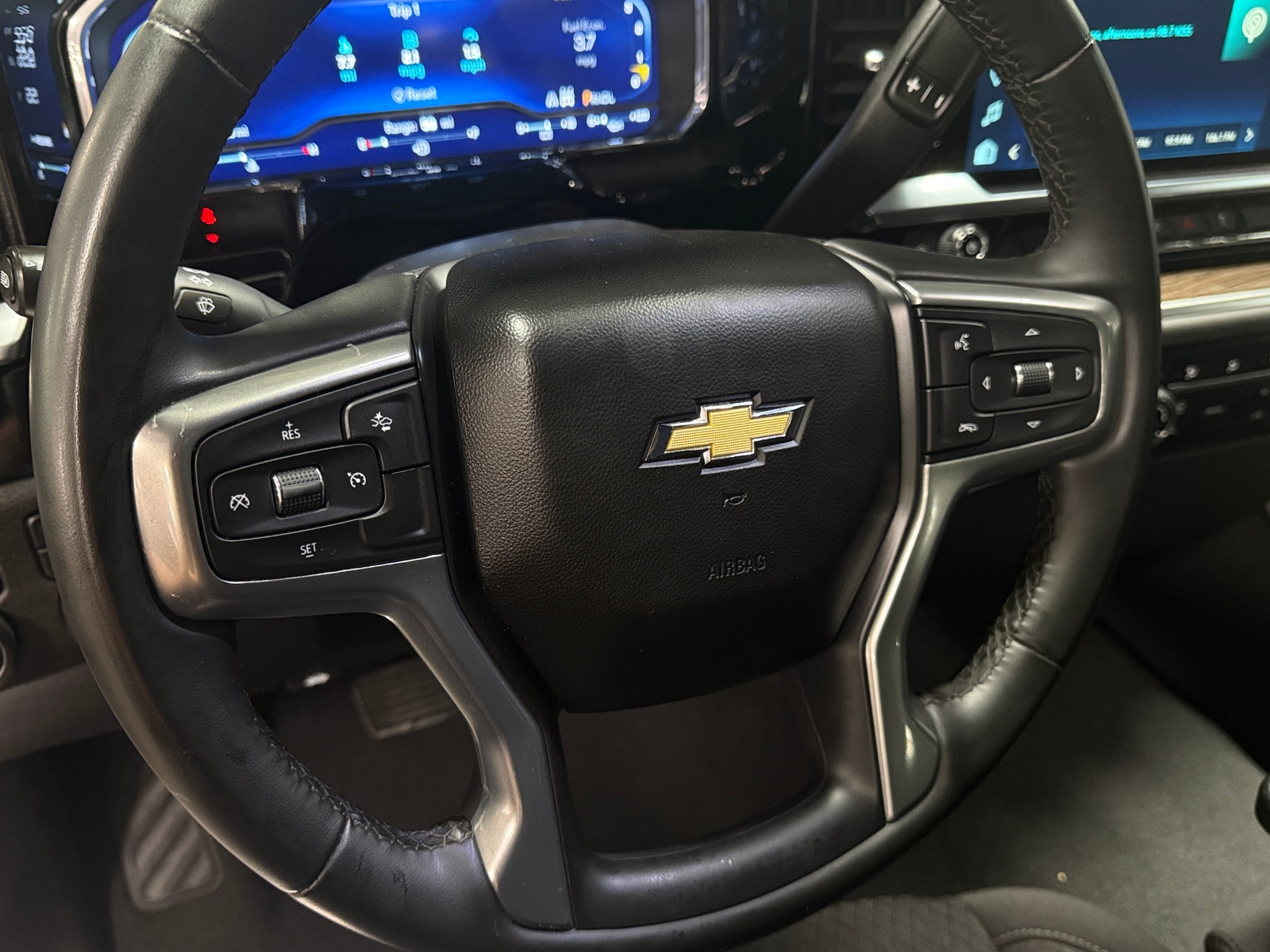 Thumbnail: 2024 Chevrolet Silverado 2500 - 5