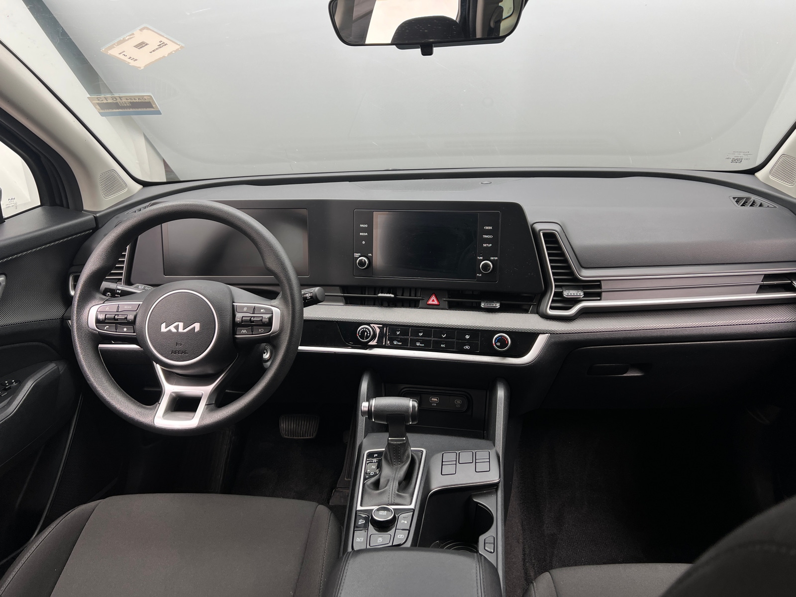 Thumbnail: 2024 Kia Sportage - 3