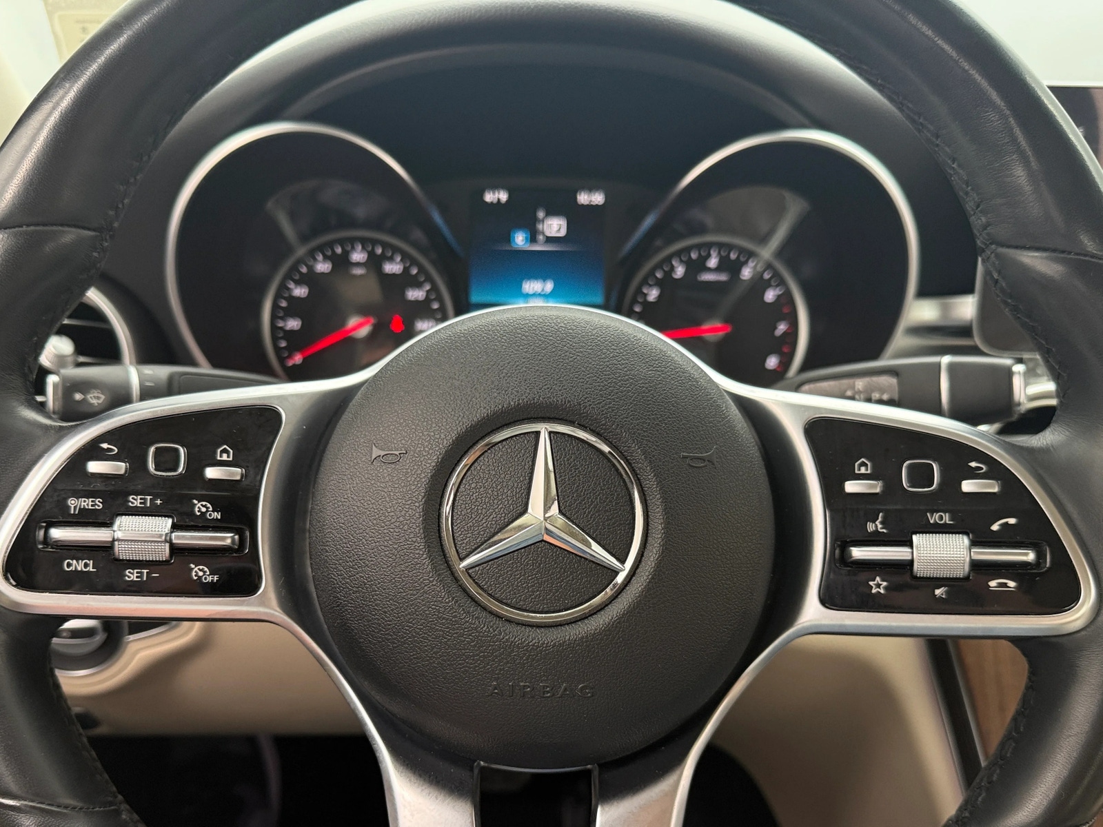 Thumbnail: 2020 Mercedes-Benz C-Class - 4