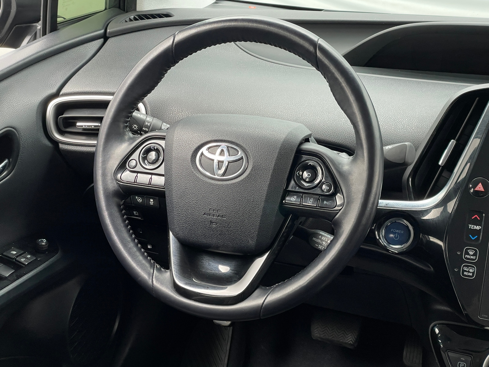 Thumbnail: 2021 Toyota Prius Prime - 4